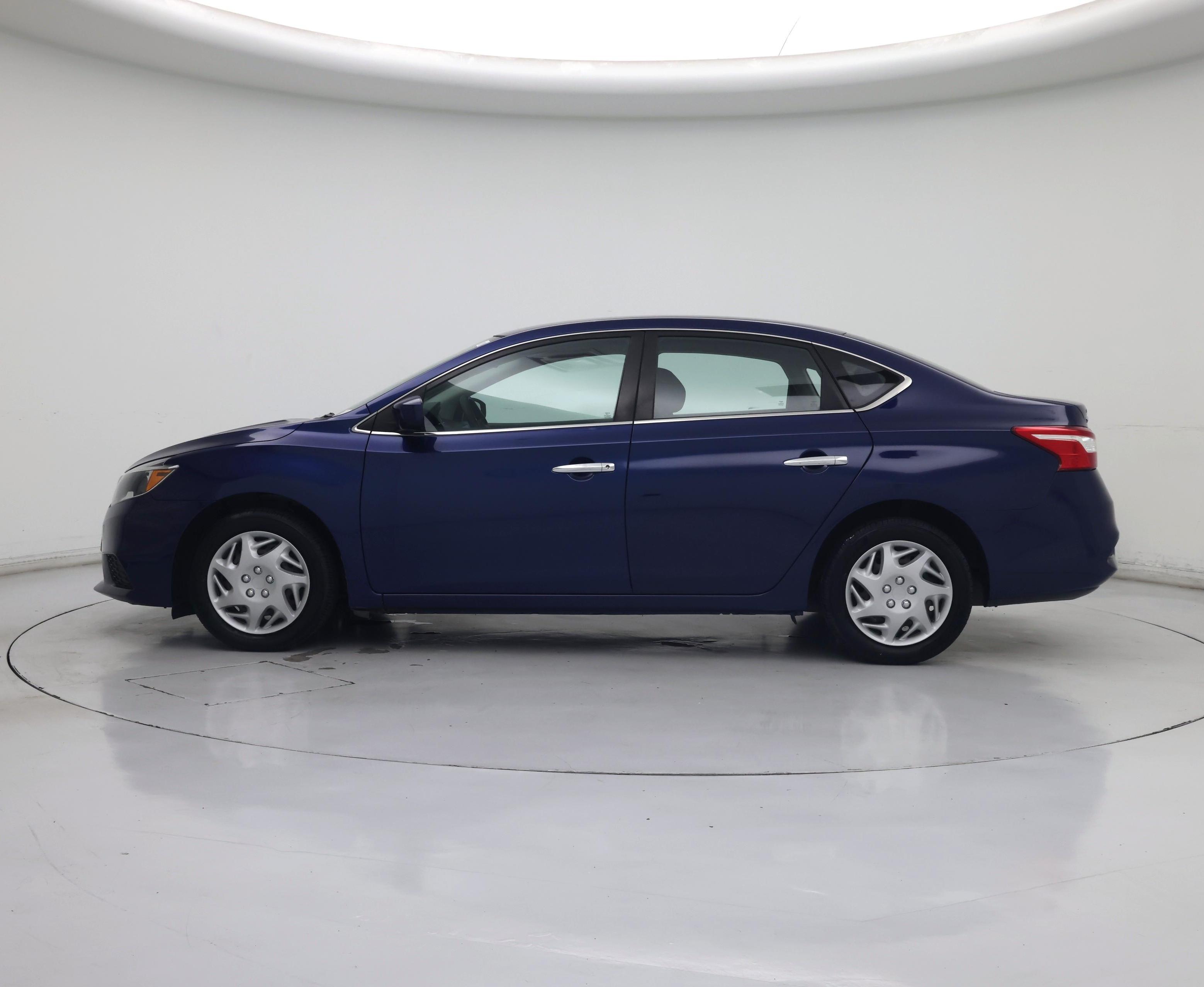Thumbnail: 2019 Nissan Sentra - 3
