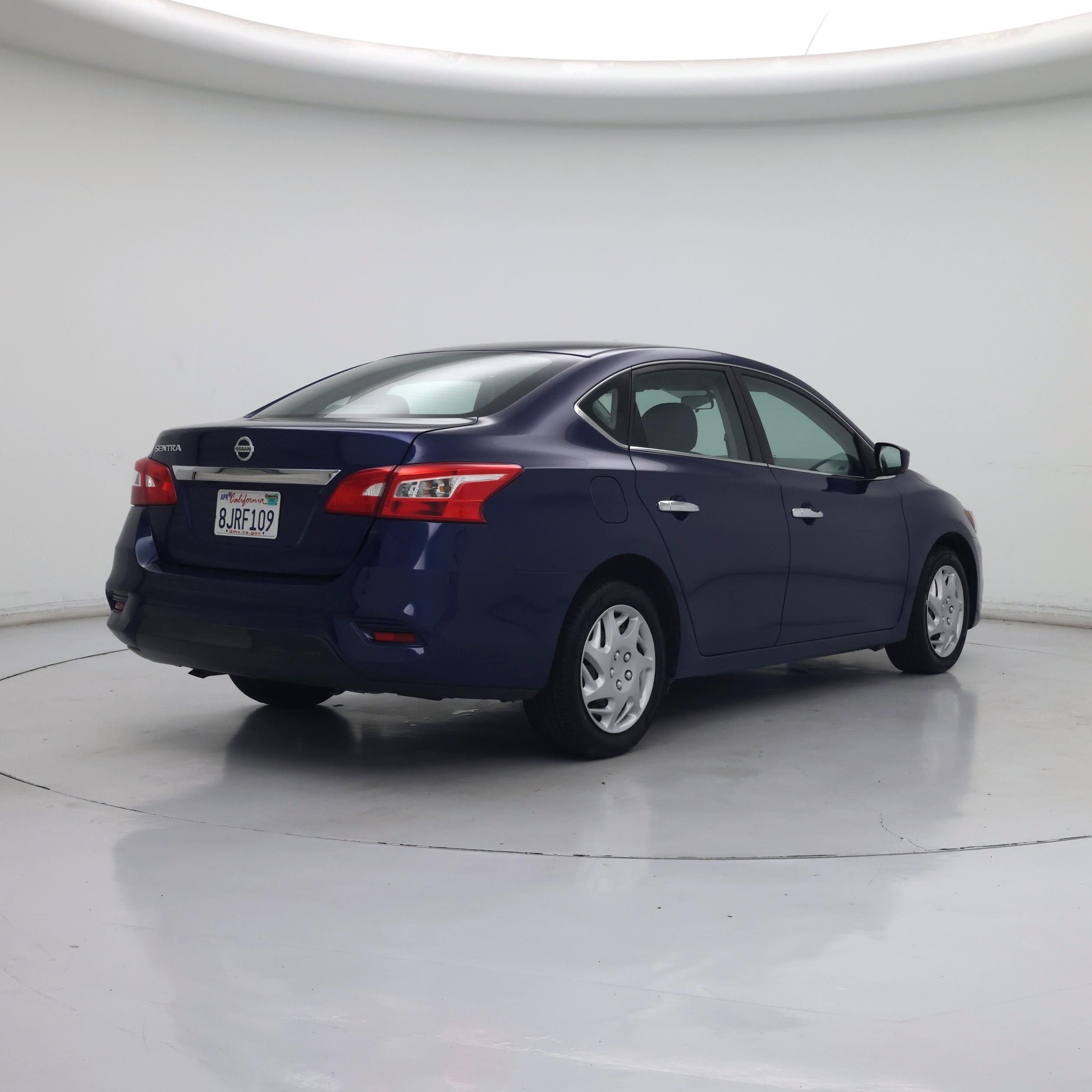 Thumbnail: 2019 Nissan Sentra - 8