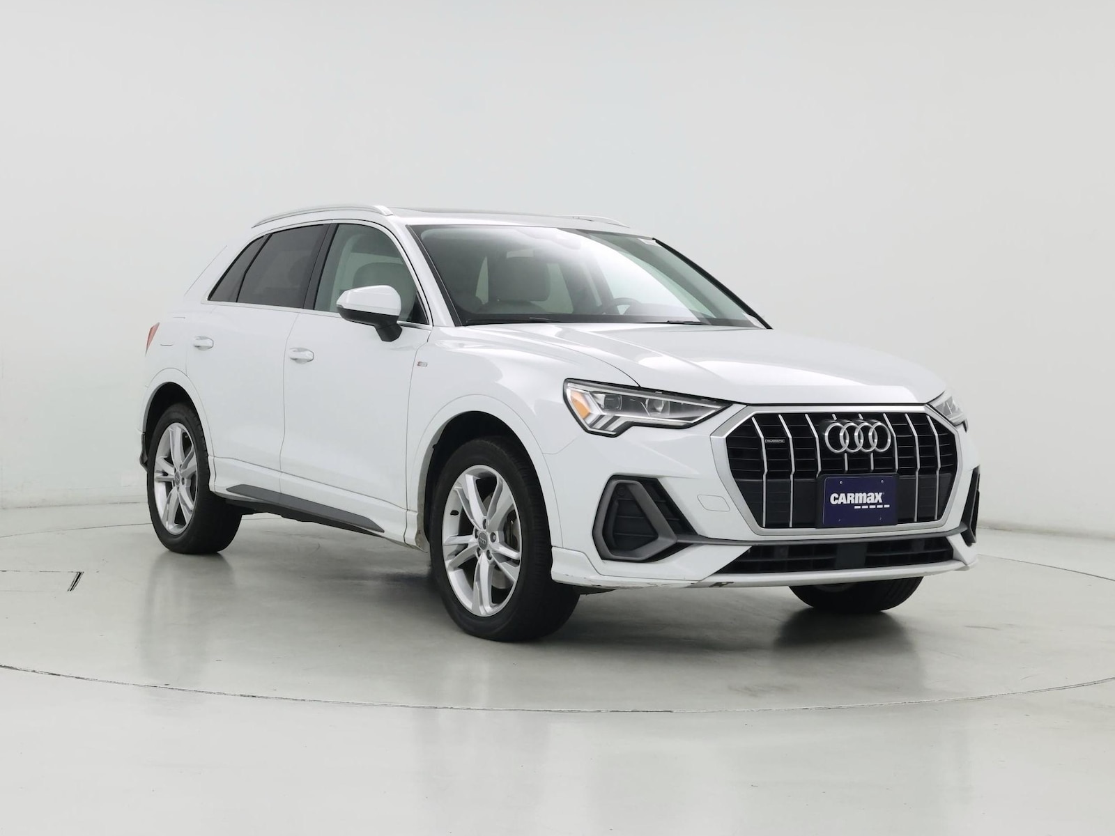2020 Audi Q3 S Line Premium Plus - Photo 2