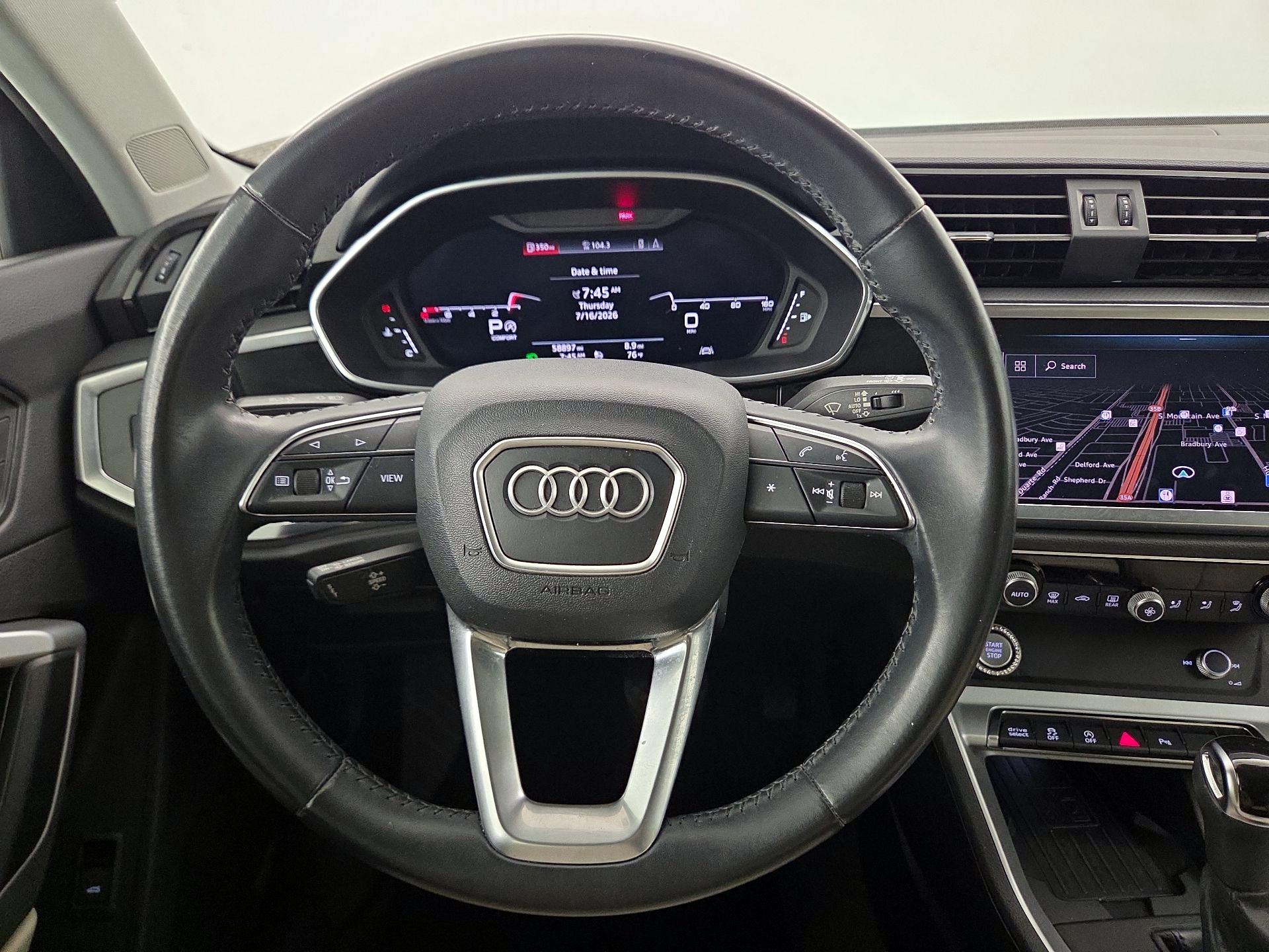 Thumbnail: 2020 Audi Q3 - 10