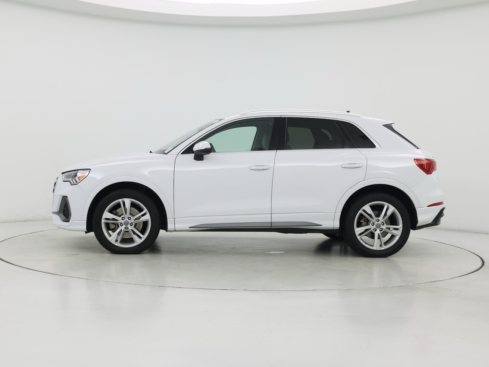 2020 Audi Q3 S Line Premium Plus - Photo 4