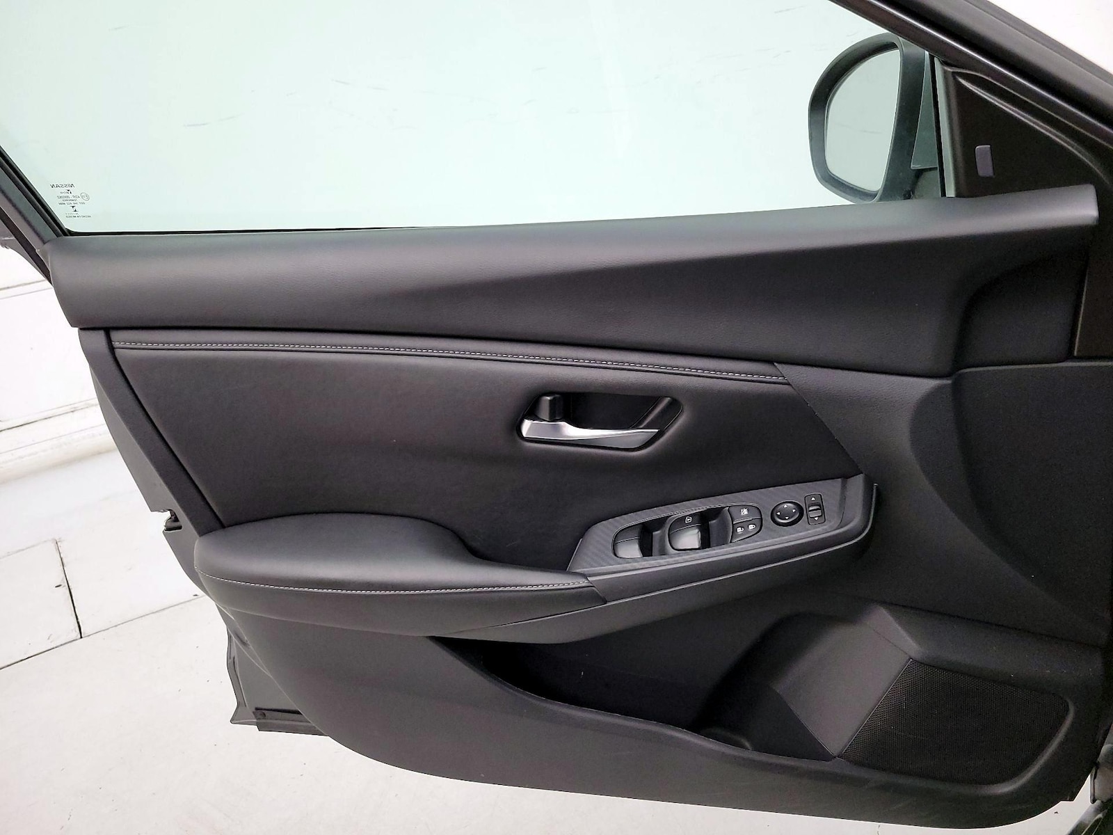 2025 Nissan Sentra SV - Photo 13