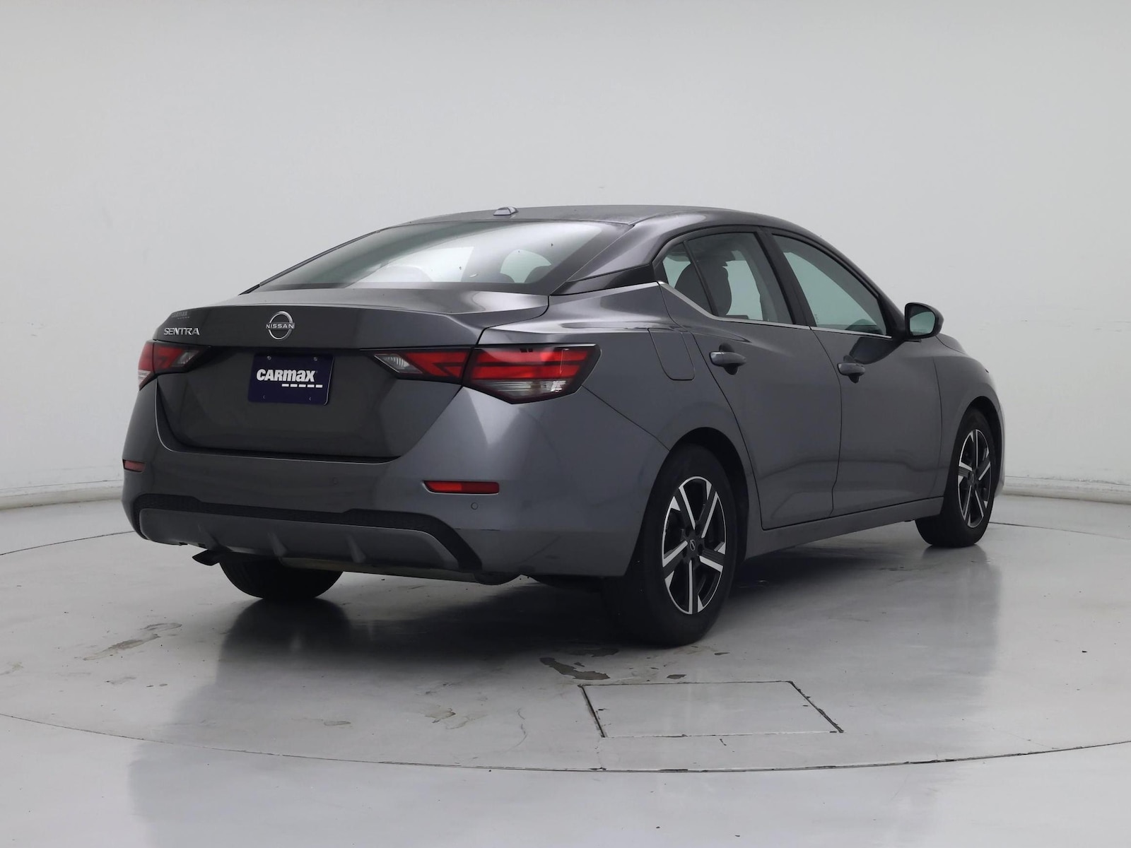 2025 Nissan Sentra SV - Photo 9