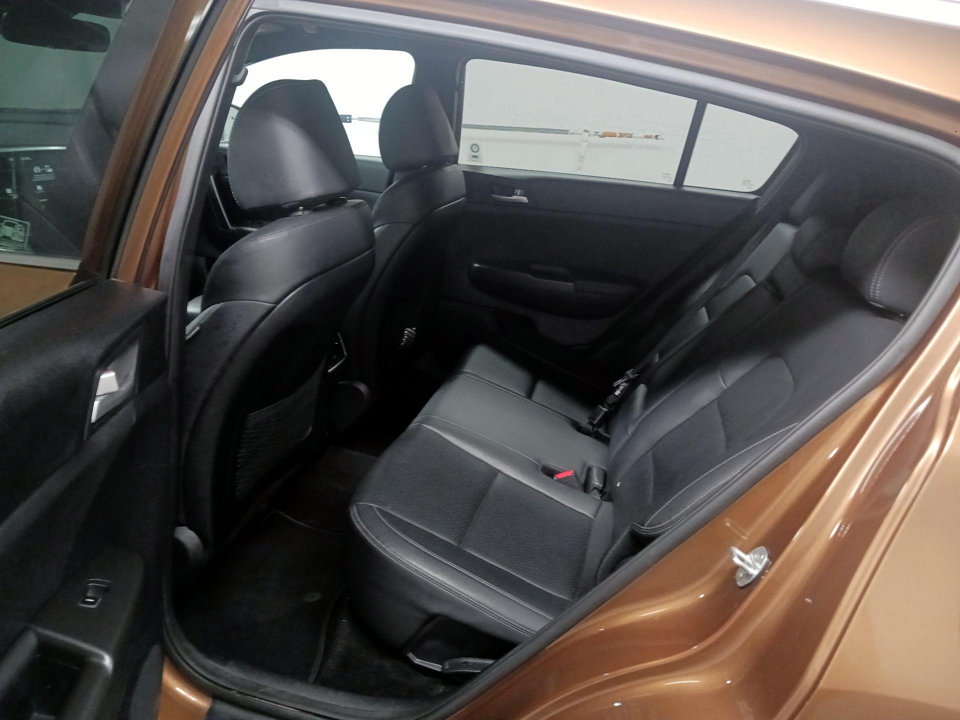 Thumbnail: 2020 Kia Sportage - 19