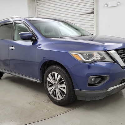 2018 Nissan Pathfinder SV