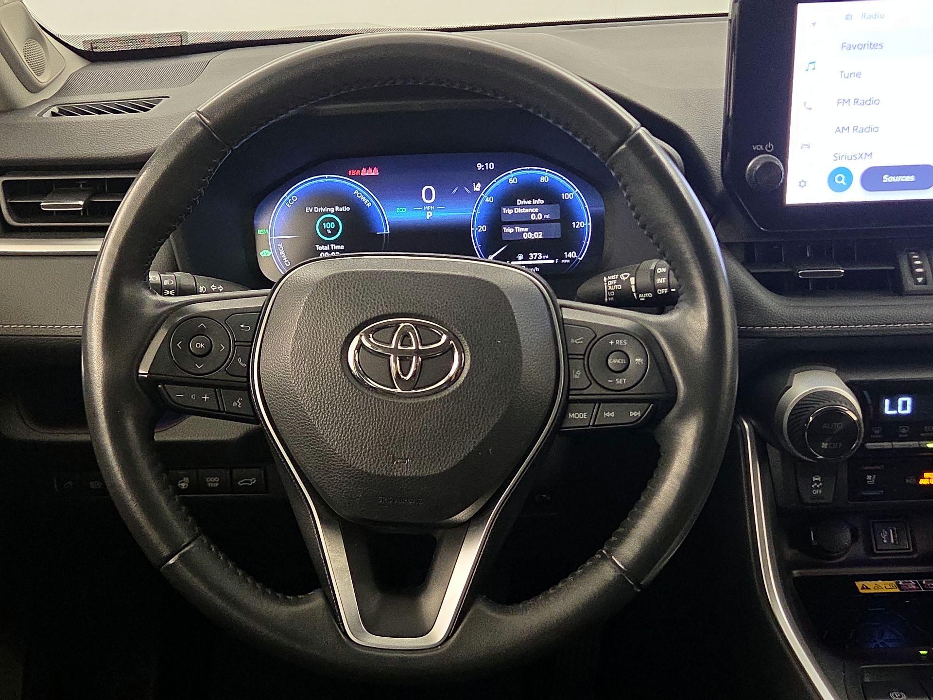 Thumbnail: 2024 Toyota RAV4 - 10