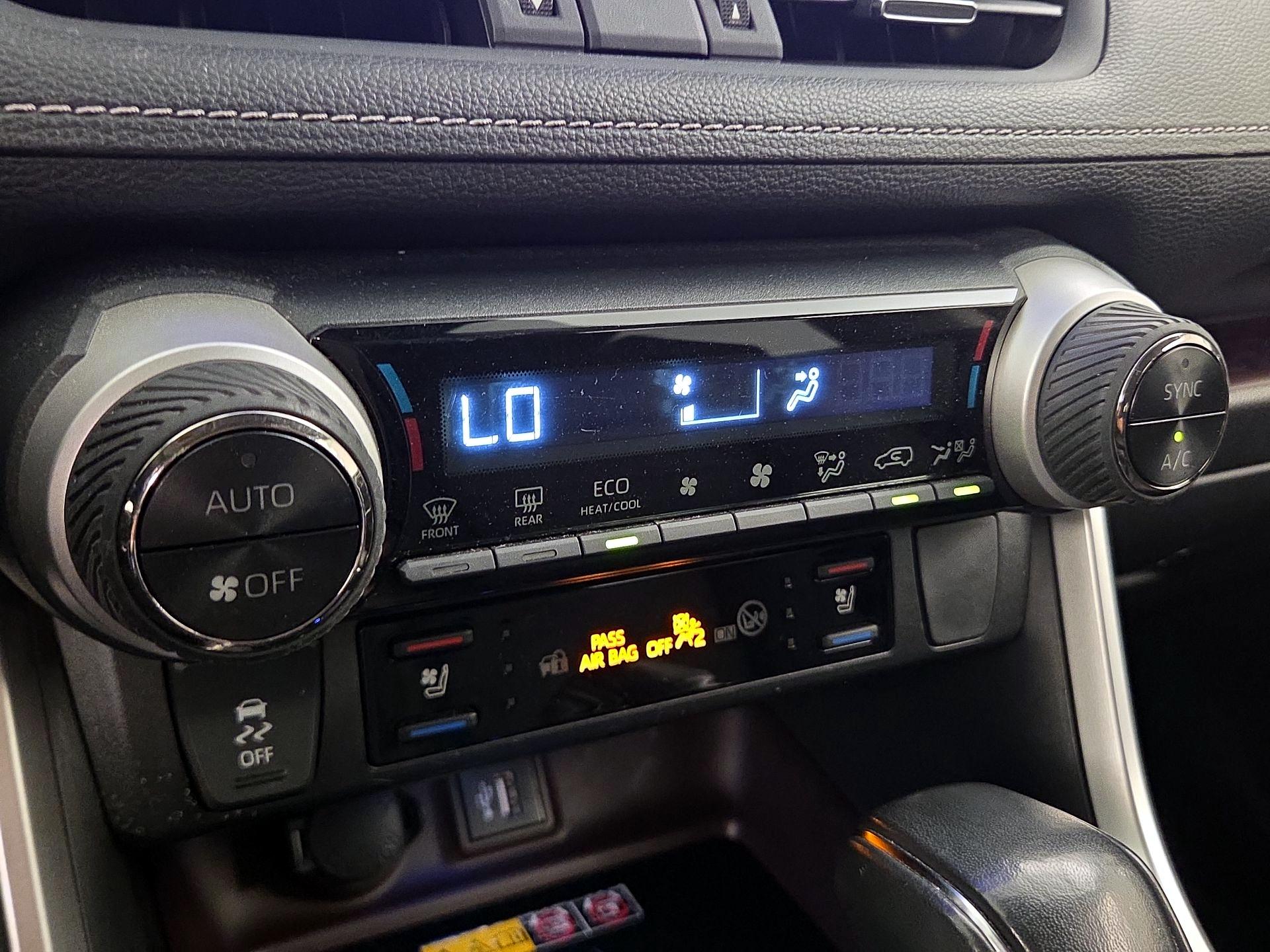 Thumbnail: 2024 Toyota RAV4 - 16