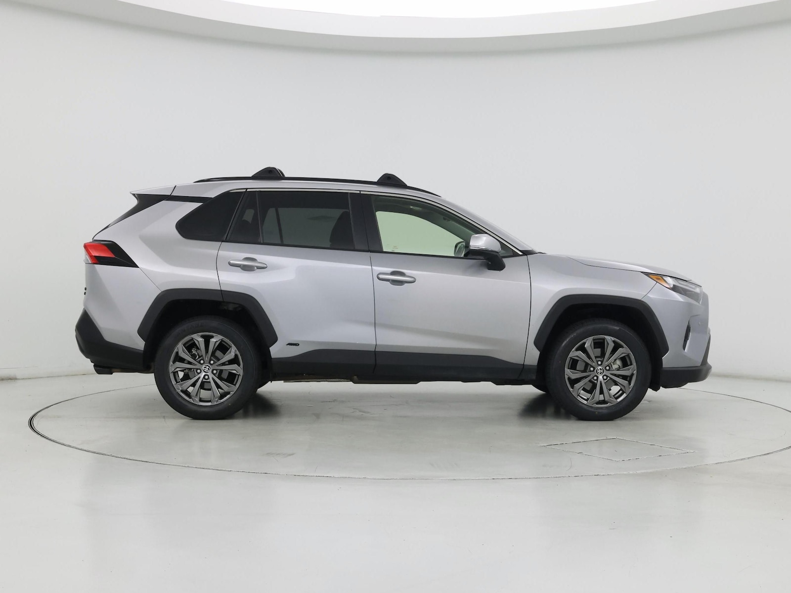 2024 Toyota RAV4 Limited - Photo 8