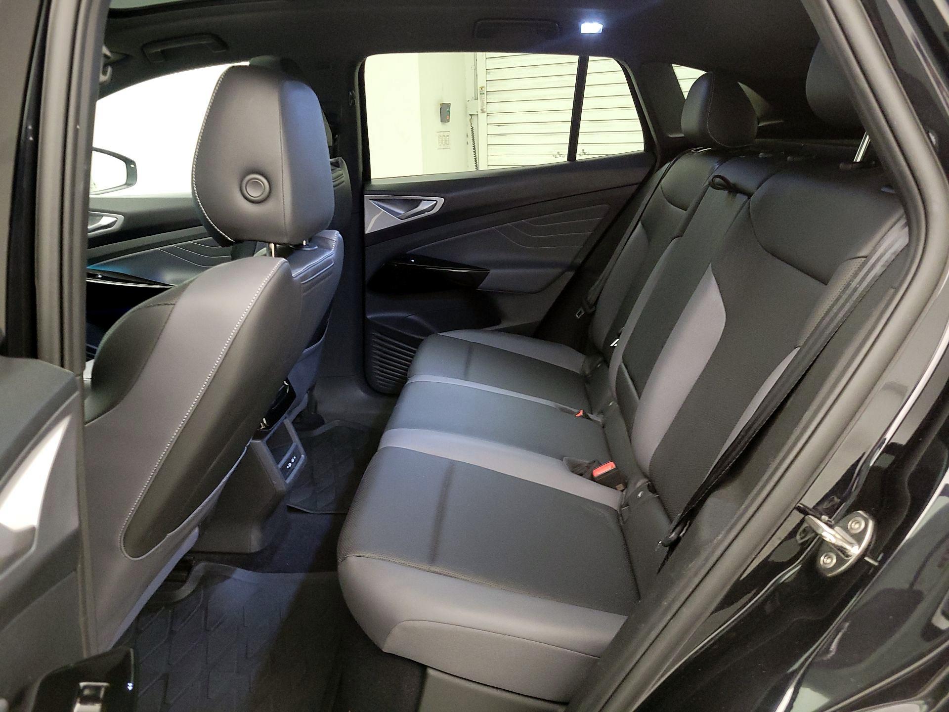 Thumbnail: 2023 Volkswagen ID.4 - 20