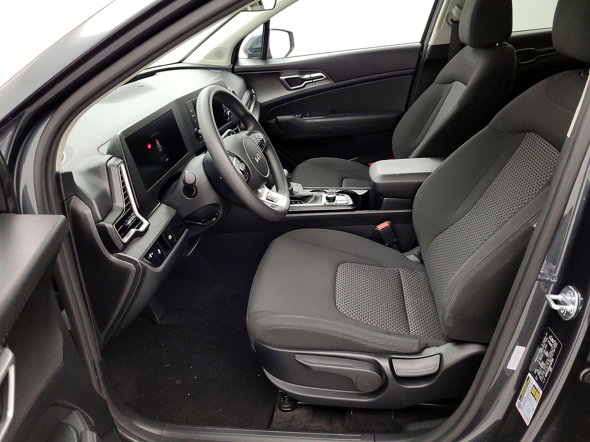 Thumbnail: 2025 Kia Sportage - 11