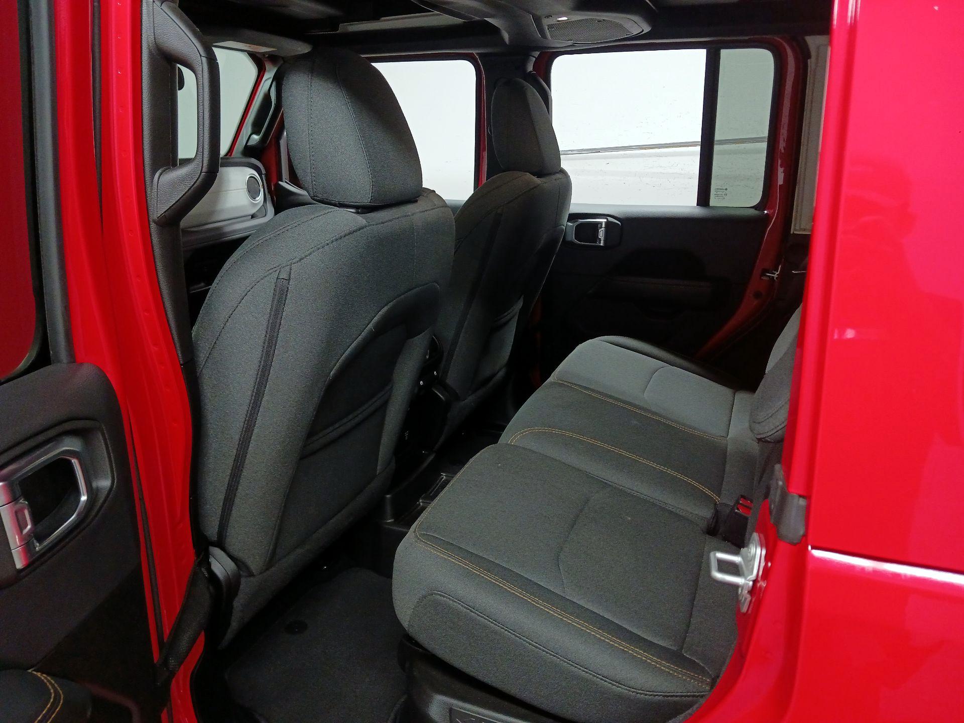 Thumbnail: 2025 Jeep Wrangler - 17