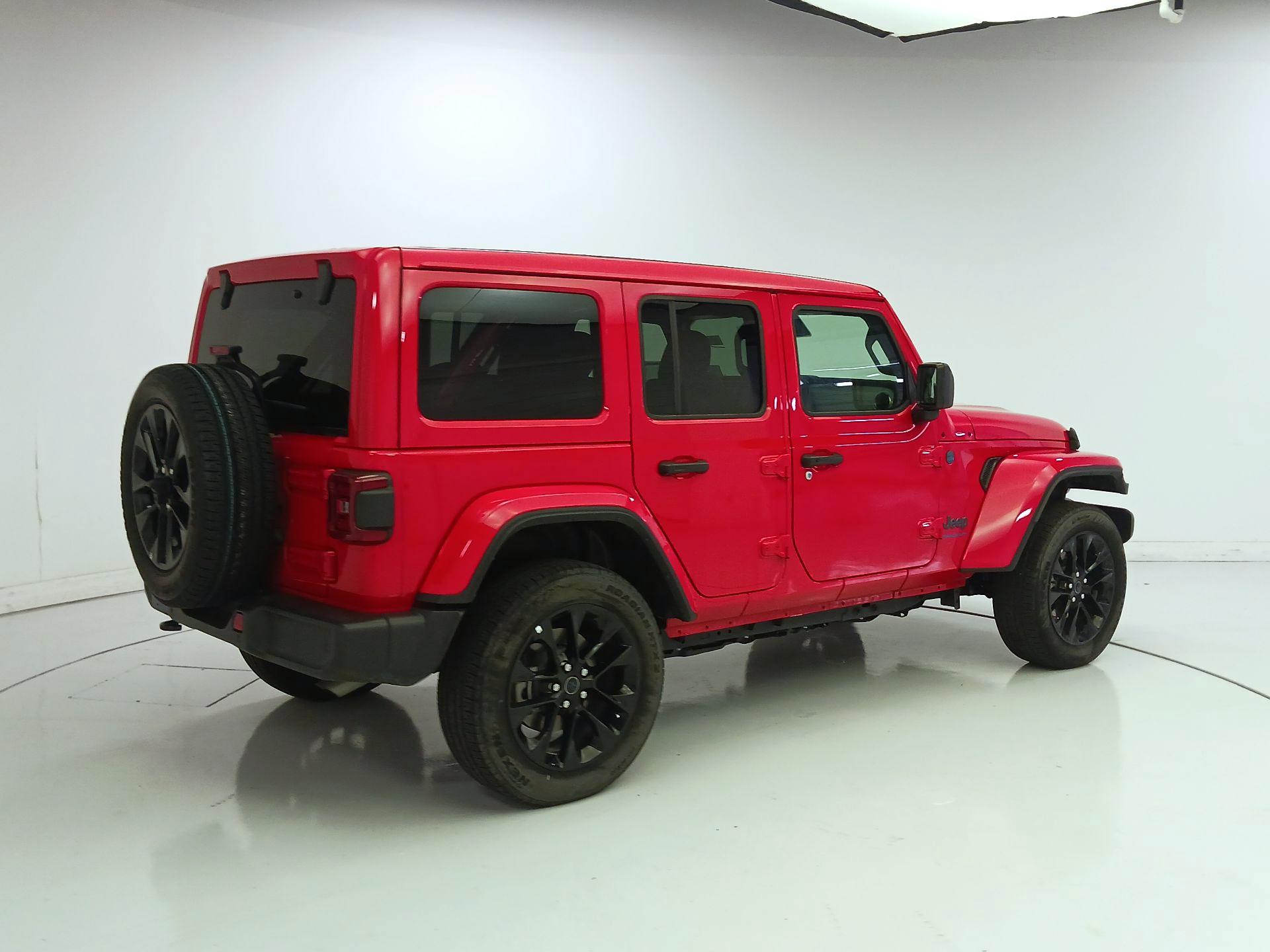 Thumbnail: 2025 Jeep Wrangler - 5