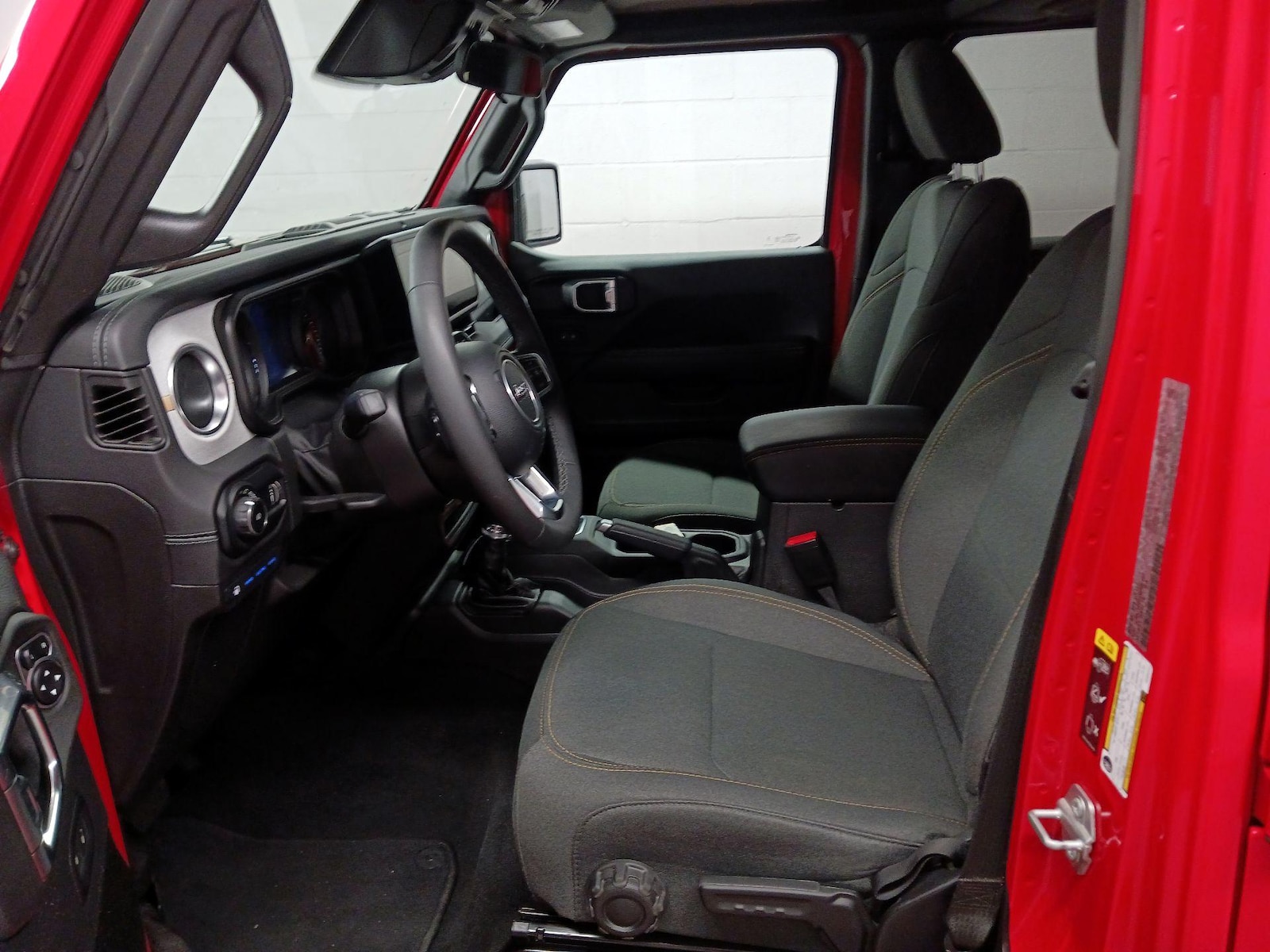 2025 Jeep Wrangler 4xe Sahara 4XE - Photo 12