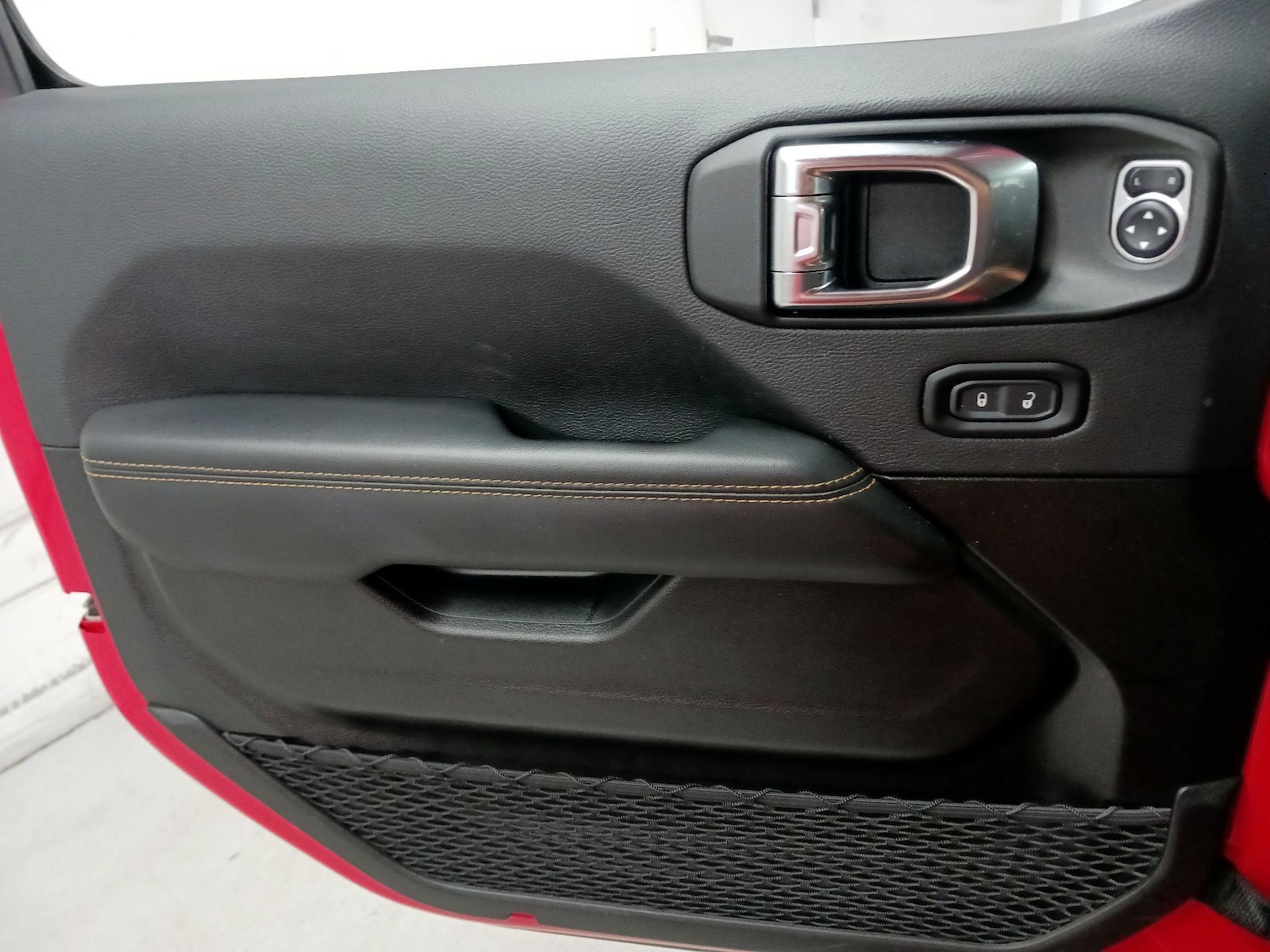 2025 Jeep Wrangler 4xe Sahara 4XE - Photo 13