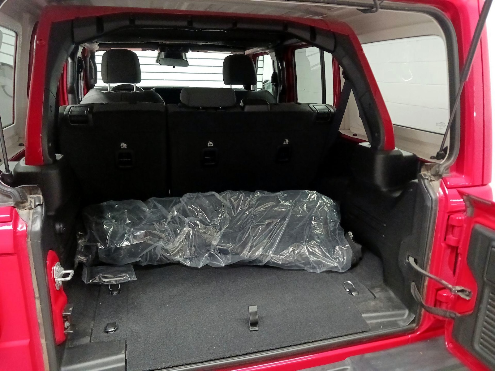 2025 Jeep Wrangler 4xe Sahara 4XE - Photo 17