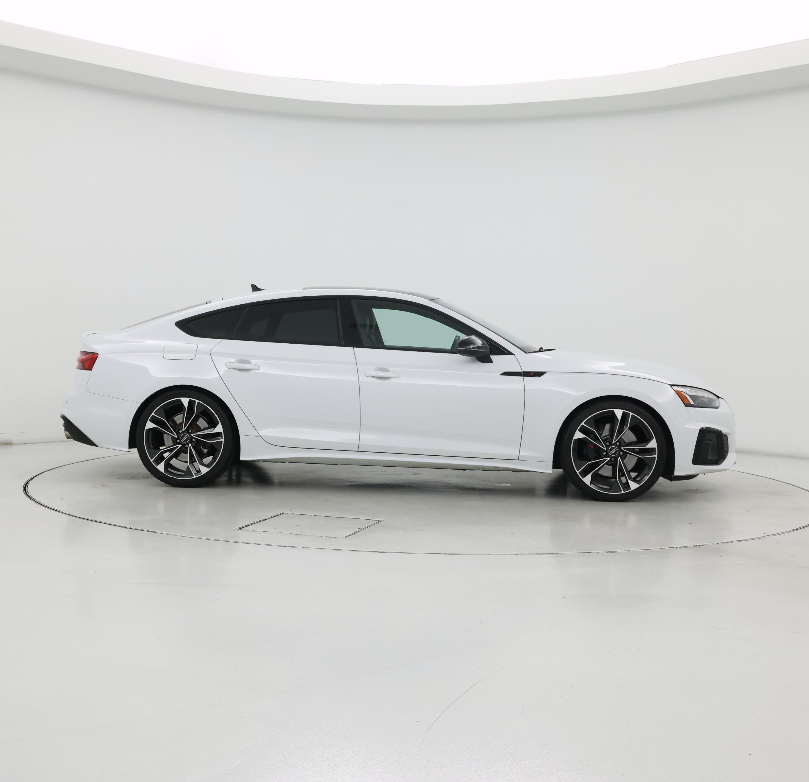 Thumbnail: 2022 Audi S5 - 7