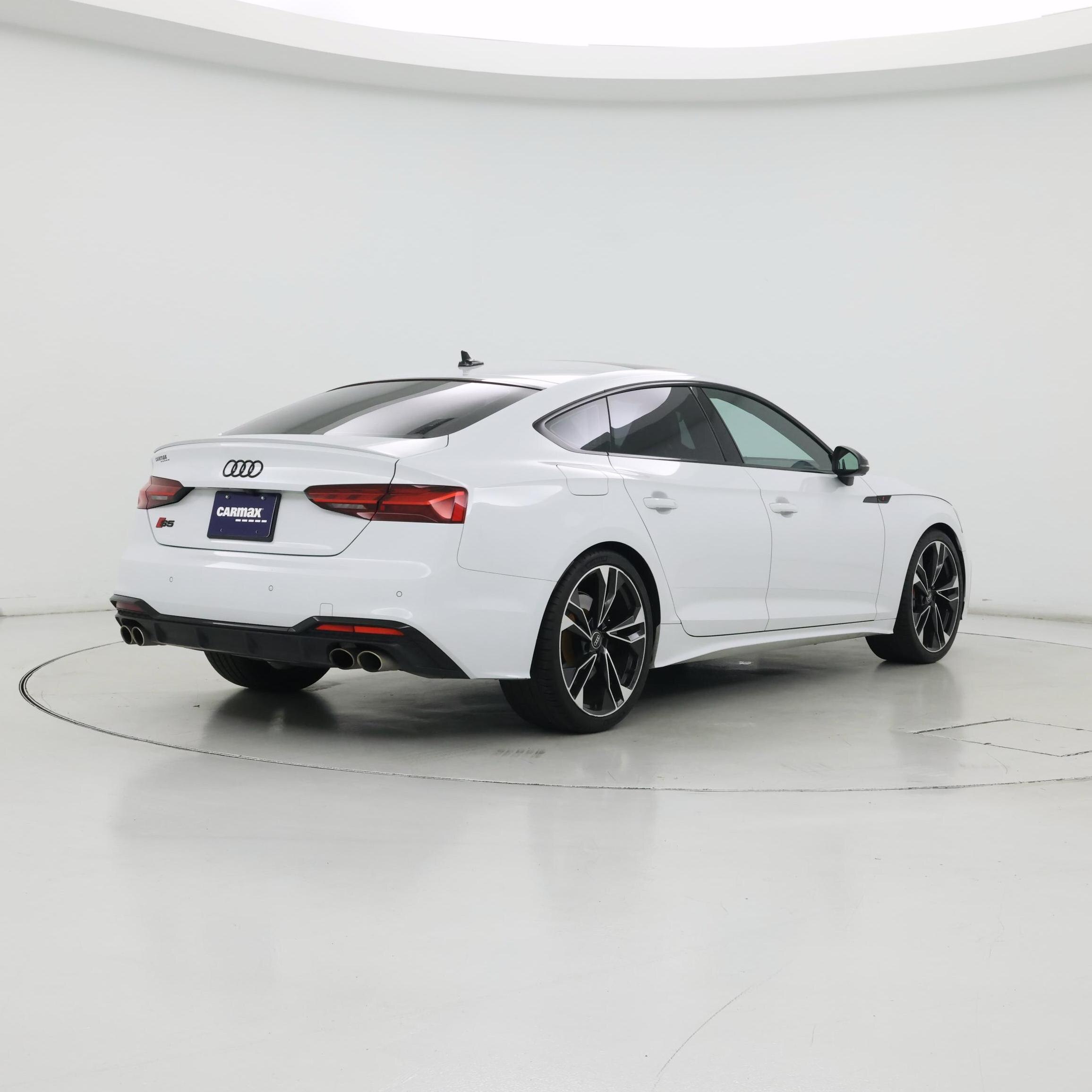 Thumbnail: 2022 Audi S5 - 8