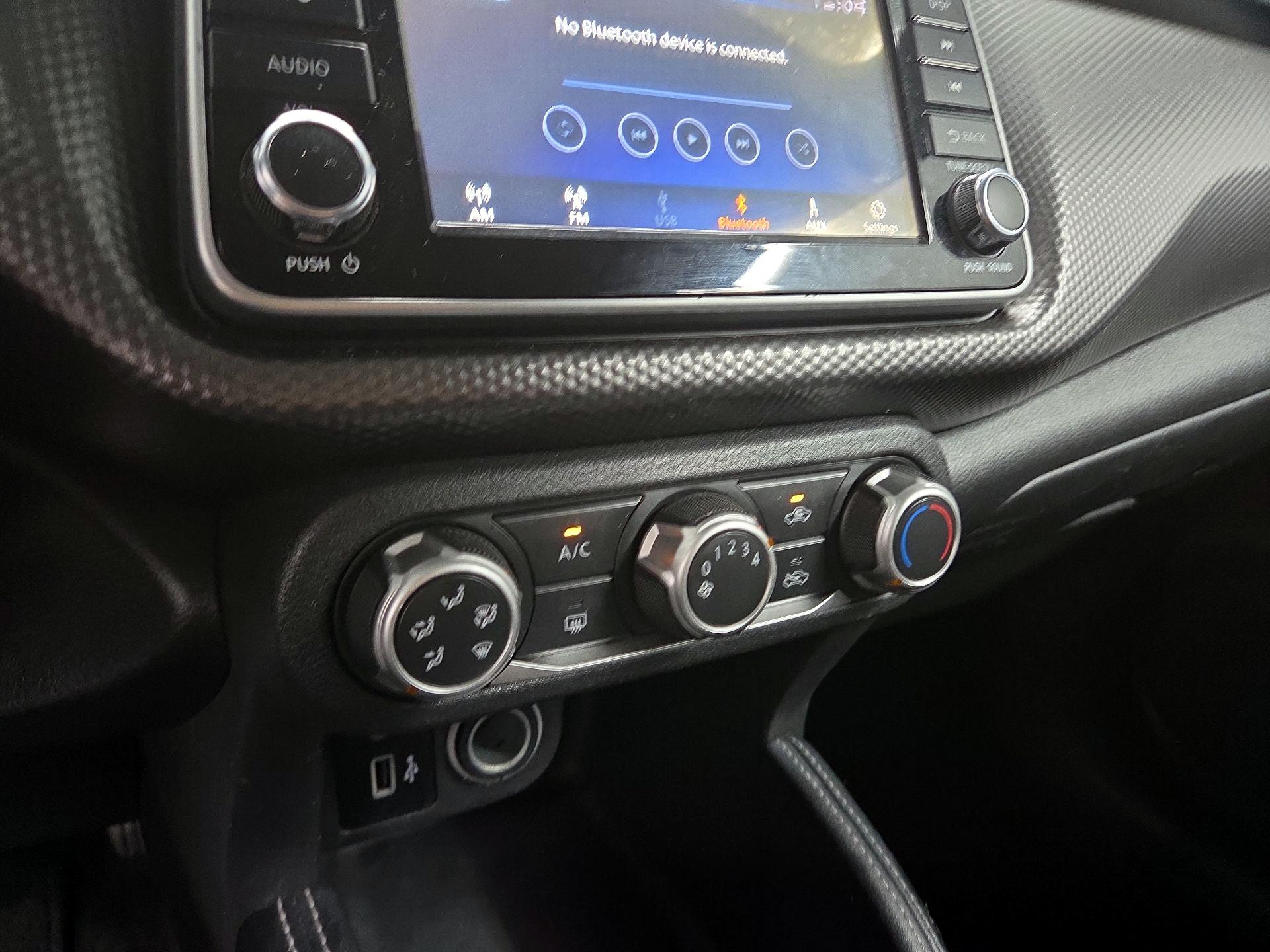 Thumbnail: 2018 Nissan Kicks - 14