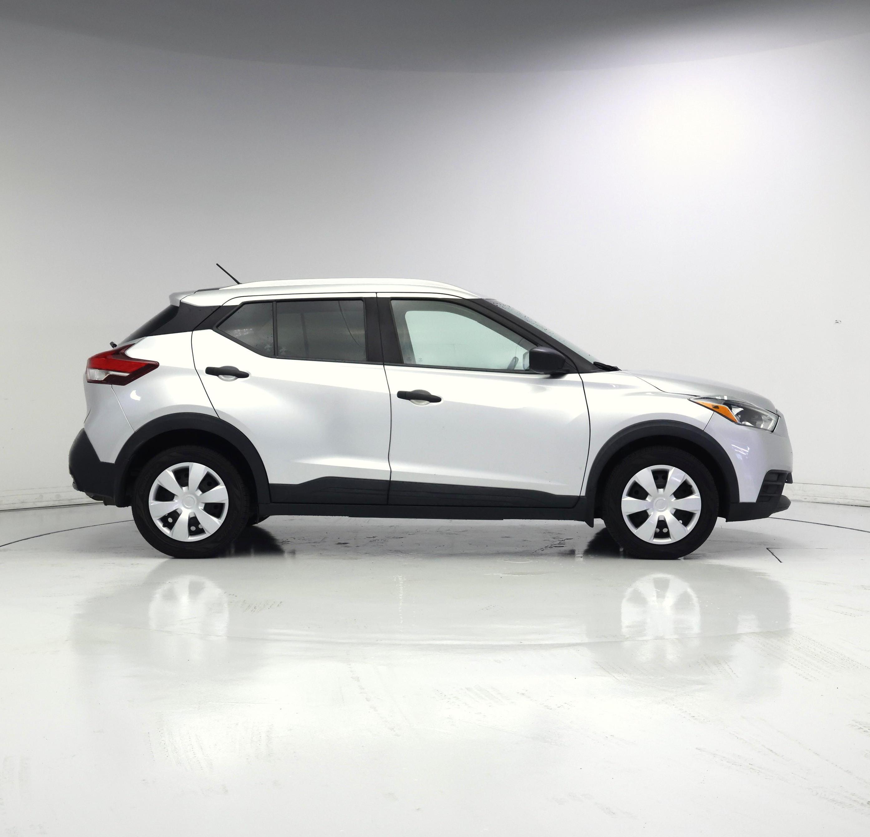 Thumbnail: 2018 Nissan Kicks - 7
