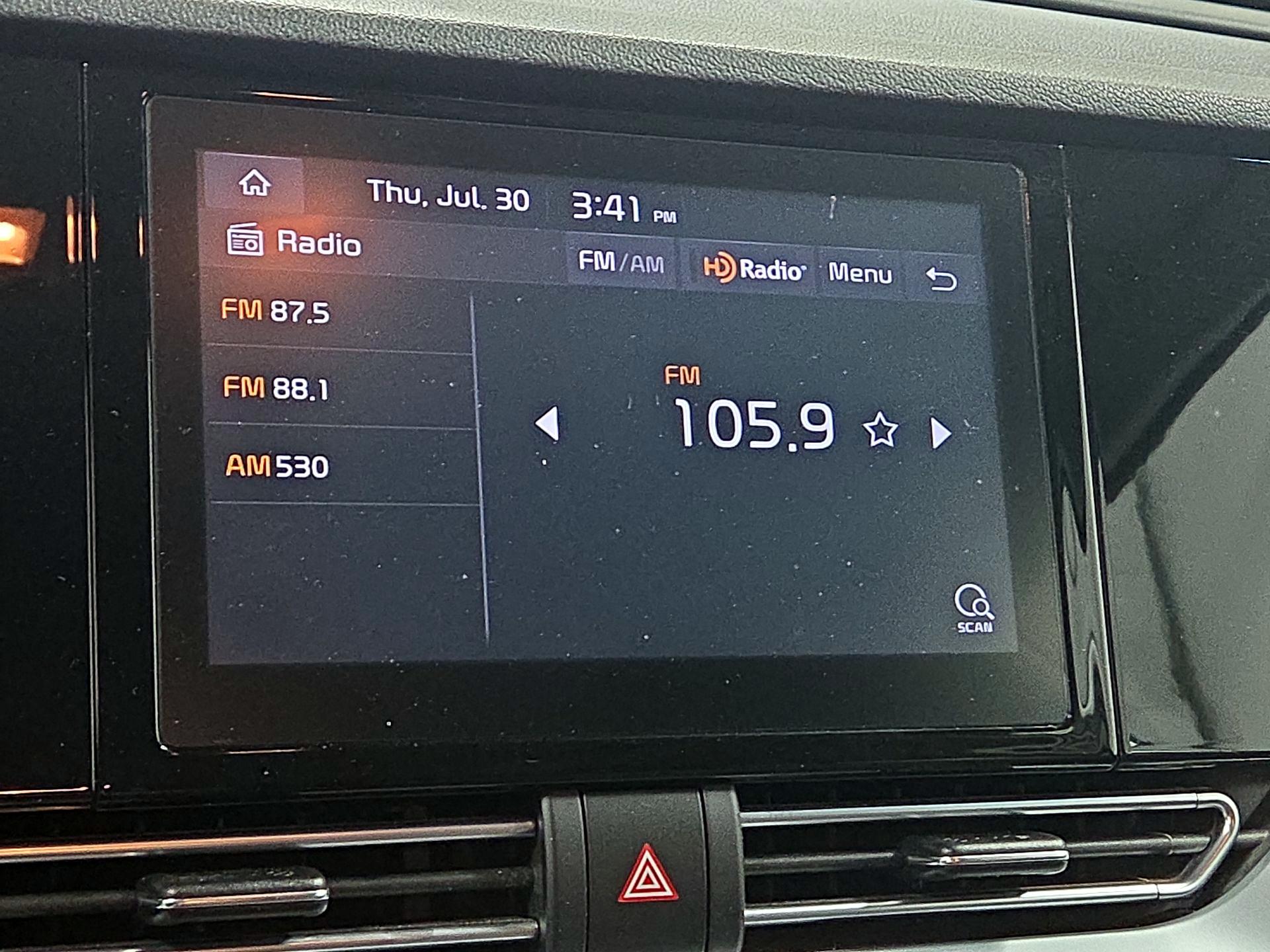 Thumbnail: 2022 Kia Niro - 15