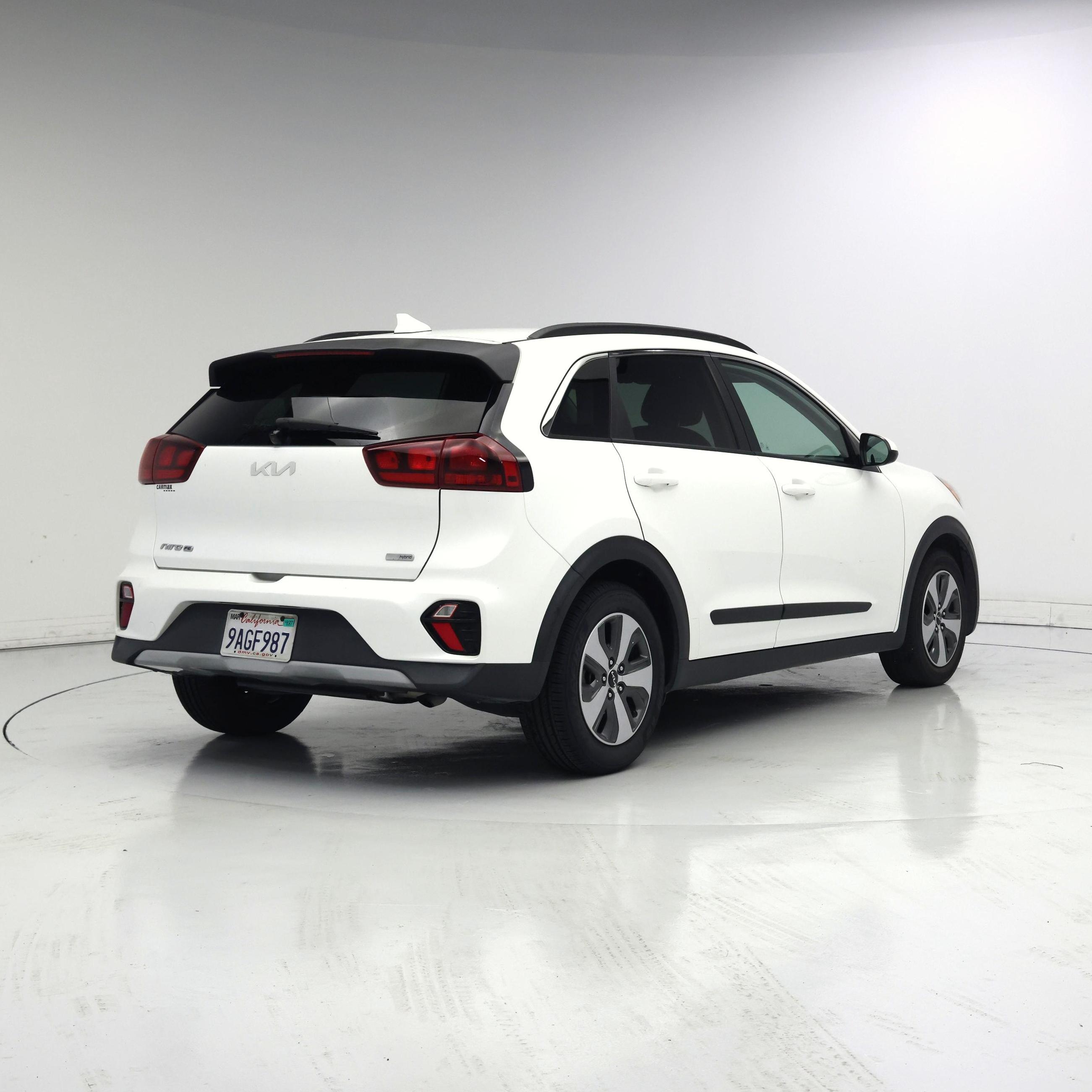 Thumbnail: 2022 Kia Niro - 8