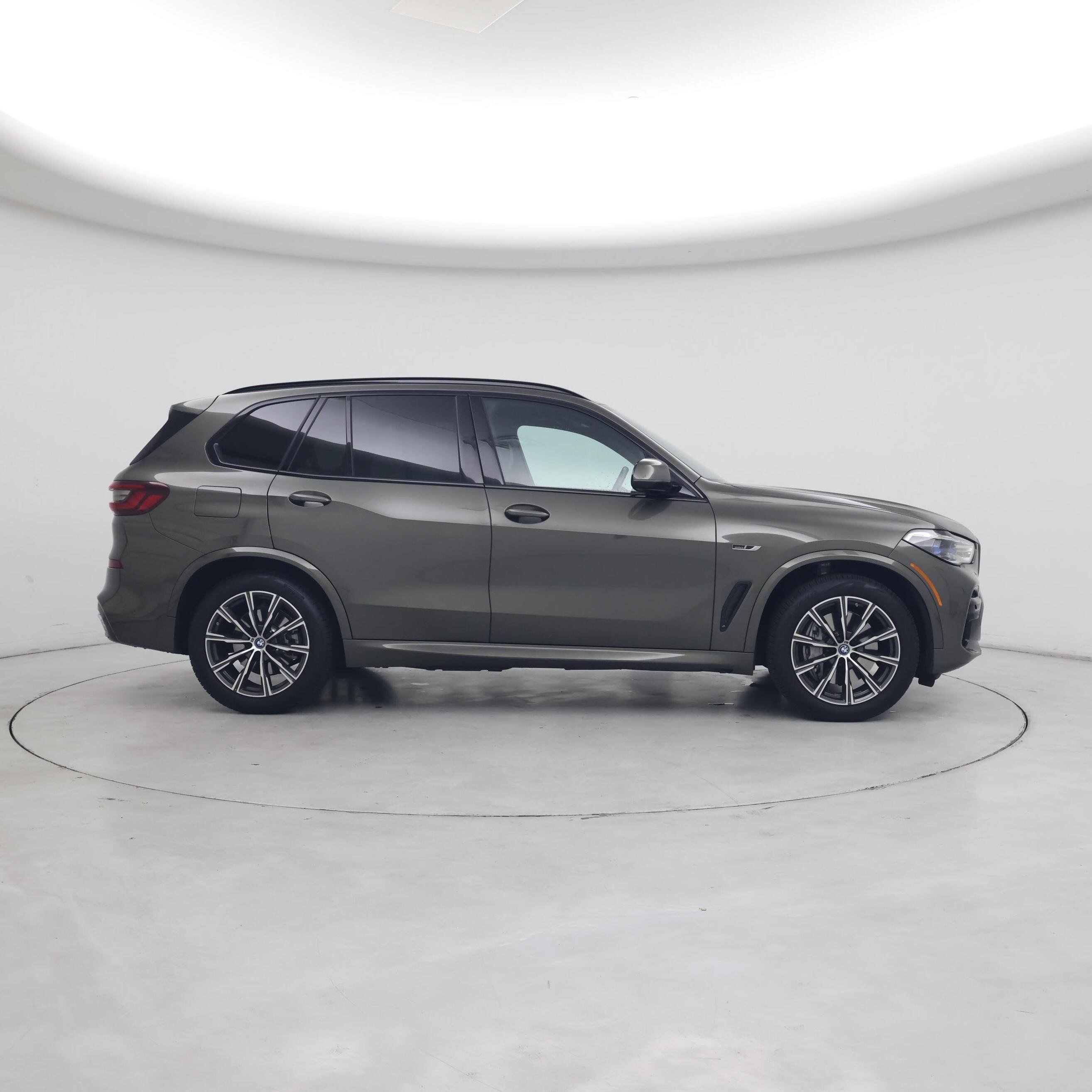 Thumbnail: 2023 BMW X5 - 7
