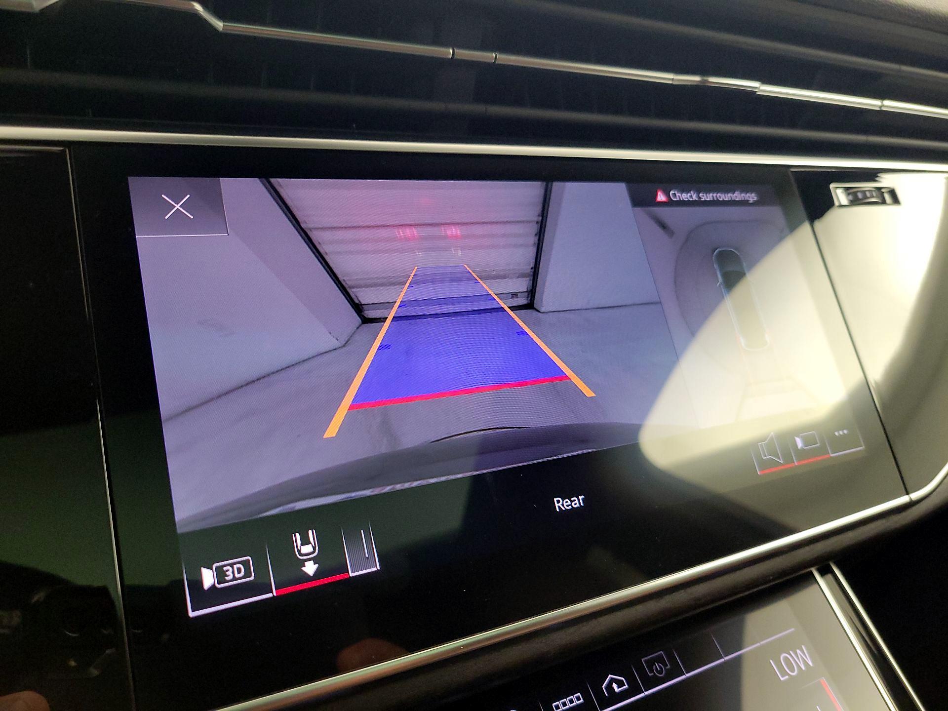 Thumbnail: 2023 Audi Q7 - 15