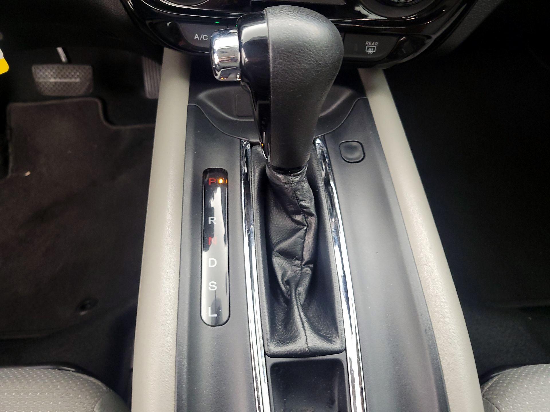 Thumbnail: 2021 Honda HR-V - 17