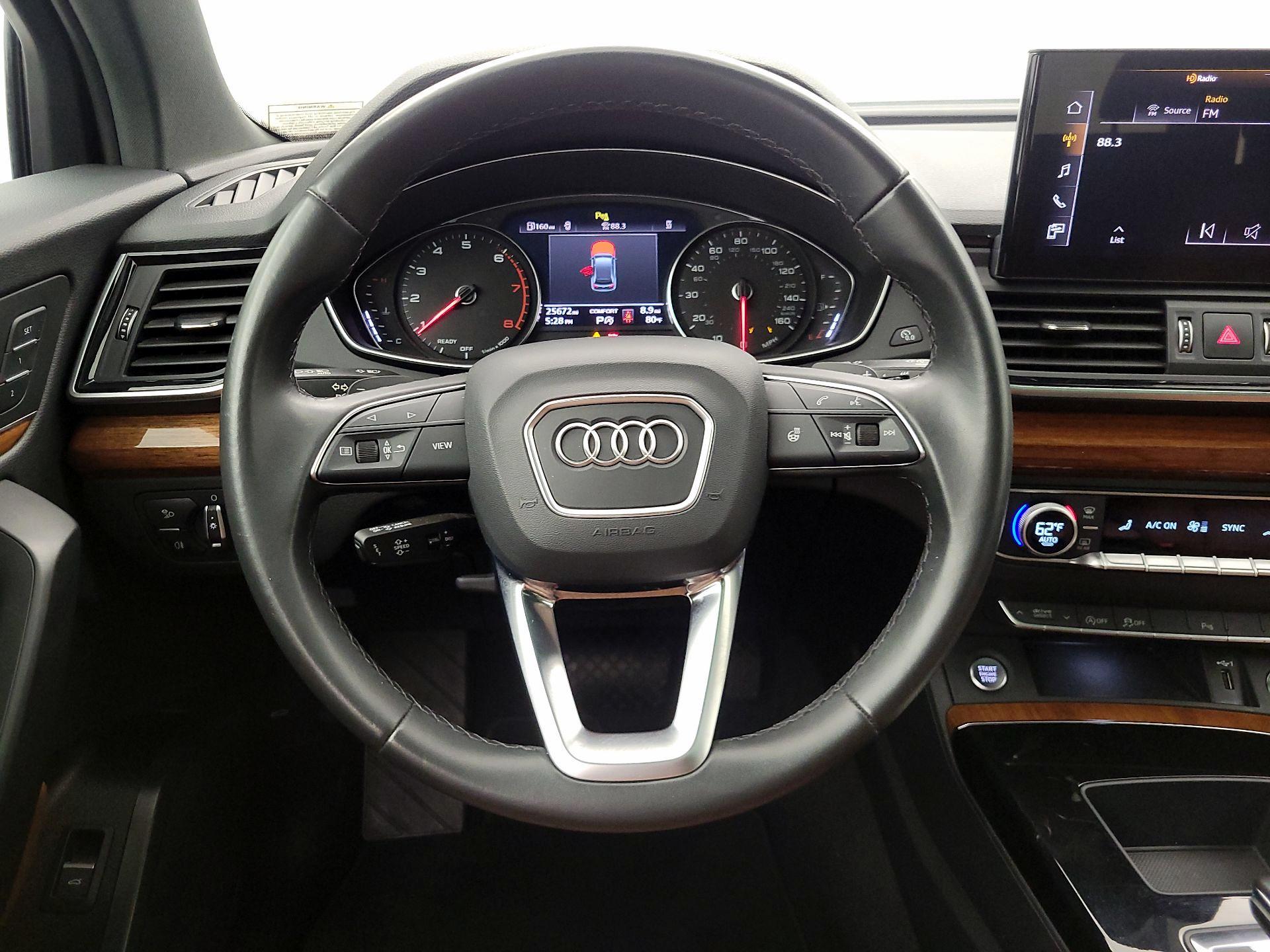 Thumbnail: 2023 Audi Q5 - 10