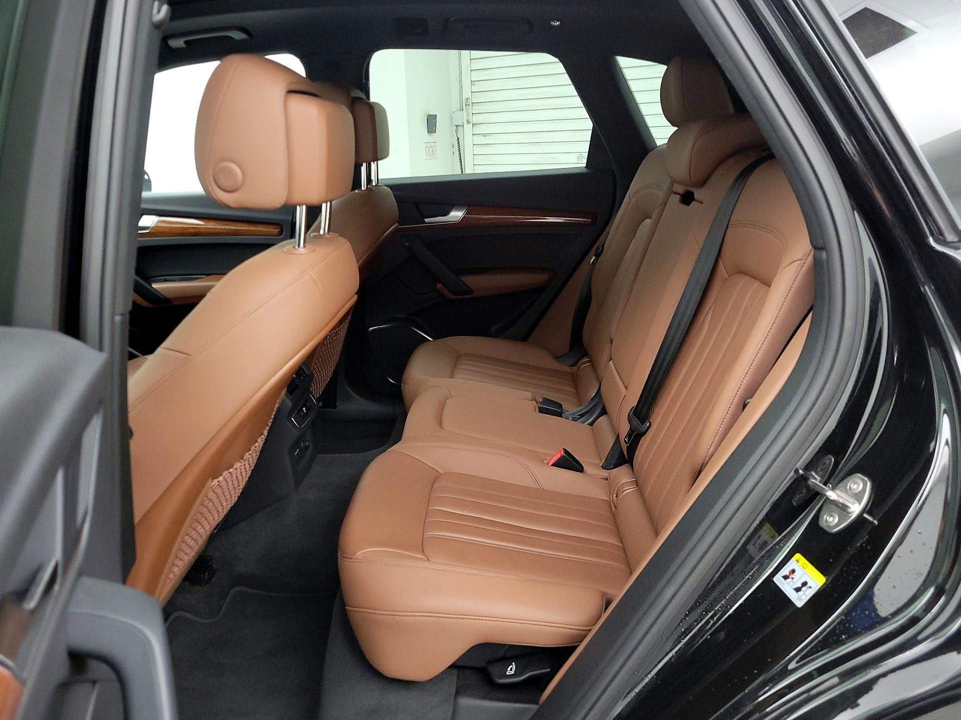 Thumbnail: 2023 Audi Q5 - 20
