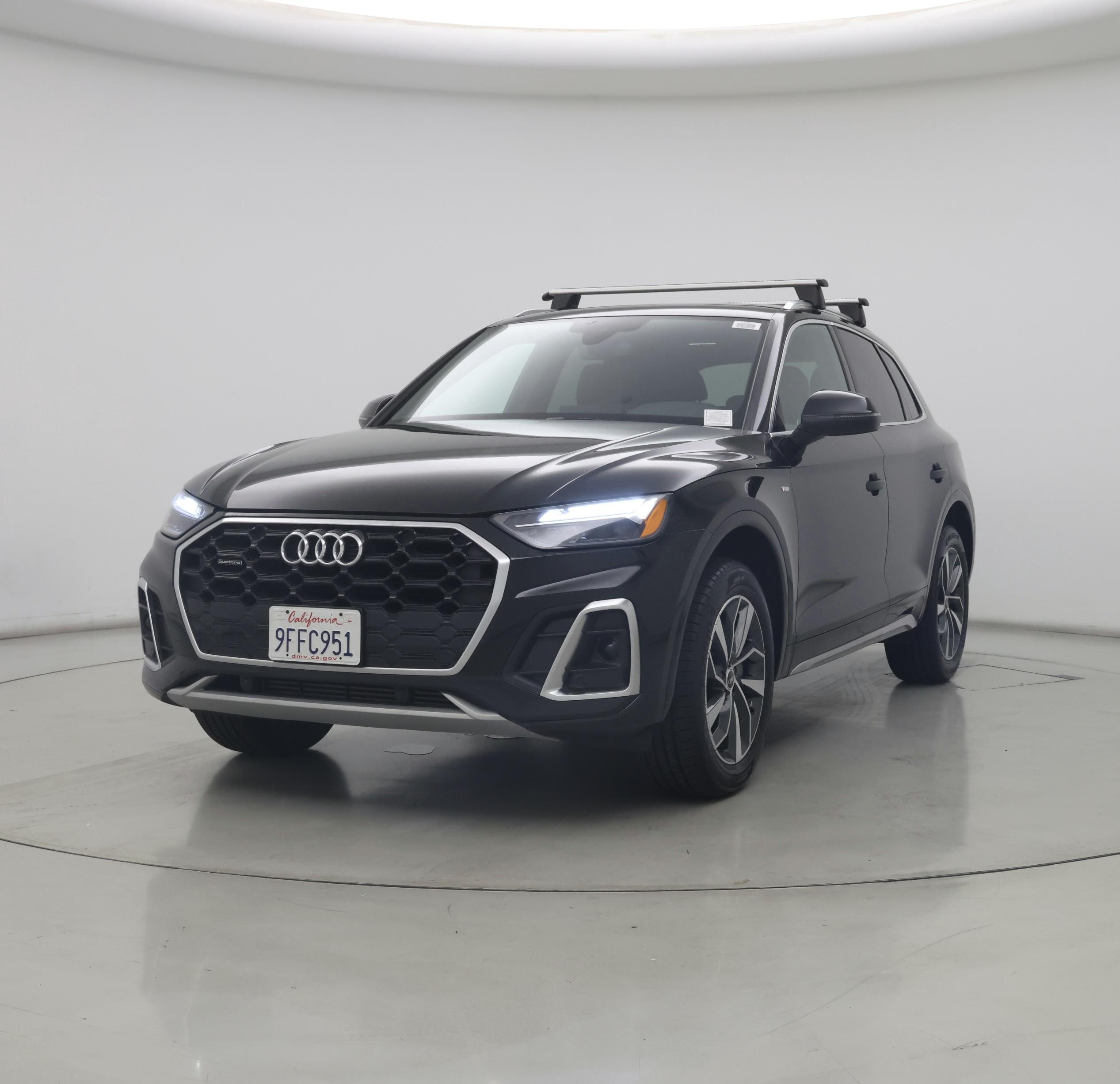 Thumbnail: 2023 Audi Q5 - 4