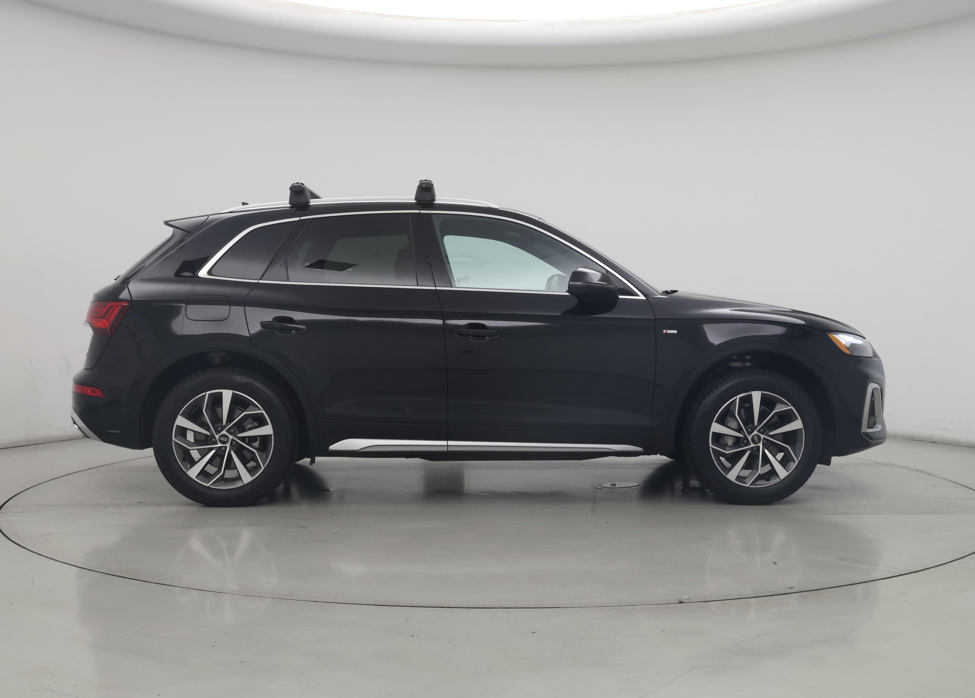 Thumbnail: 2023 Audi Q5 - 7