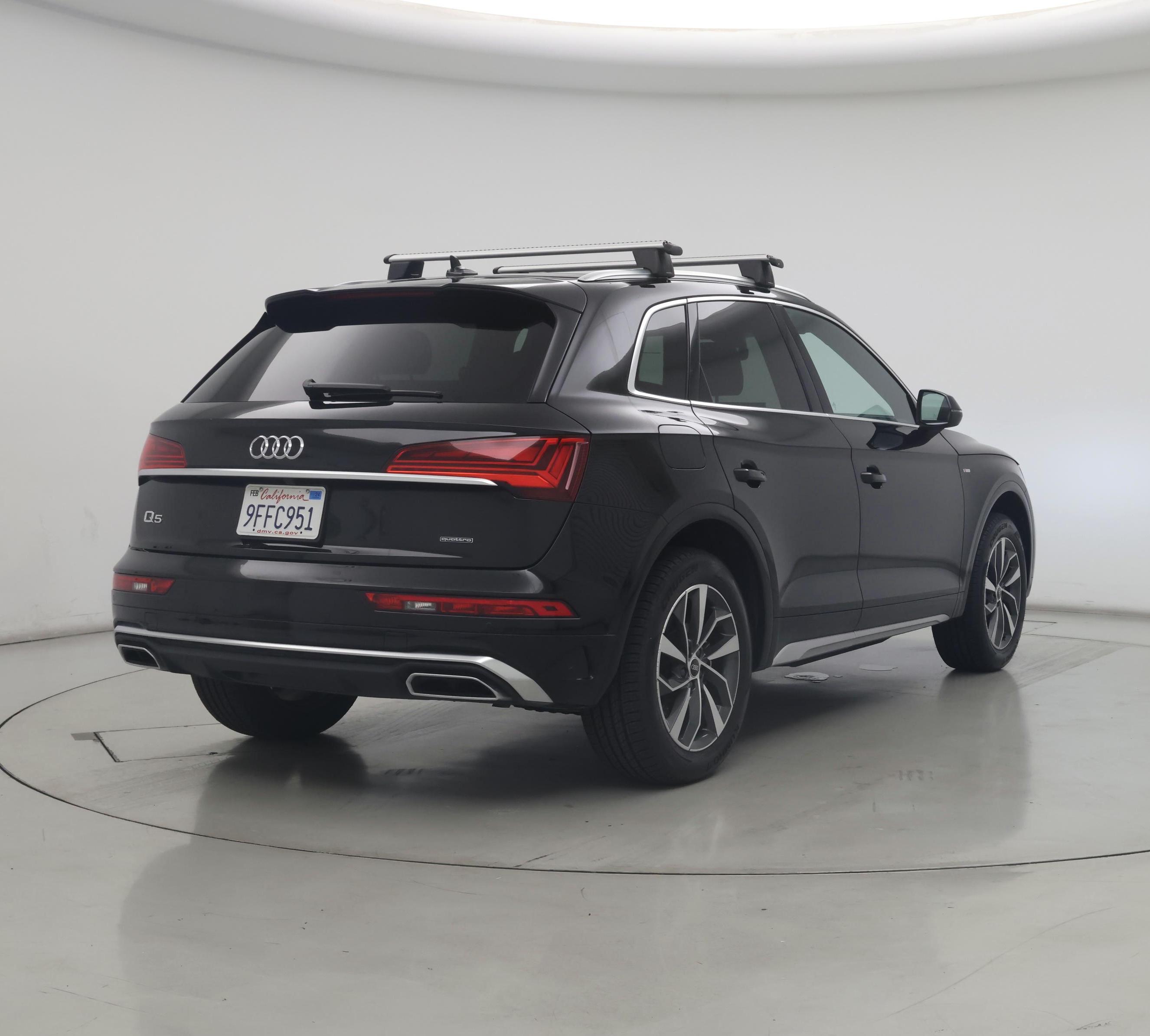 Thumbnail: 2023 Audi Q5 - 8