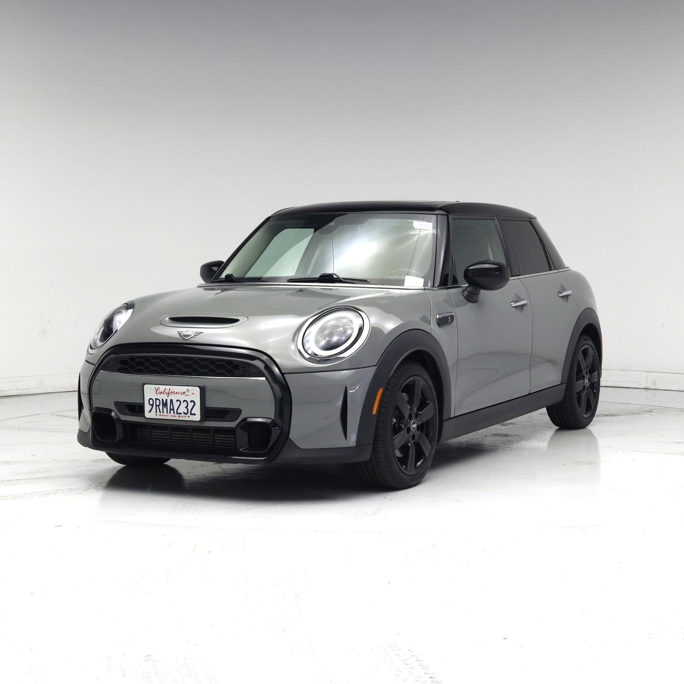 Thumbnail: 2022 MINI Cooper Hardtop - 4