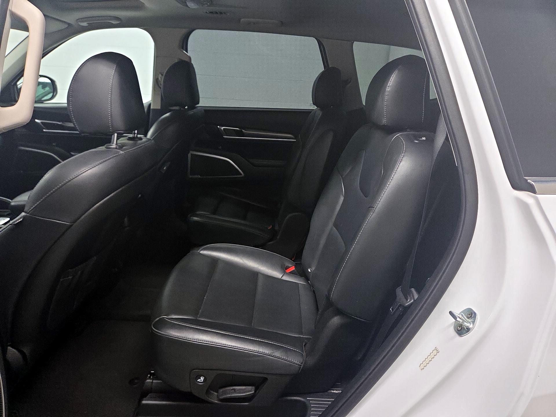 Thumbnail: 2020 Kia Telluride - 14
