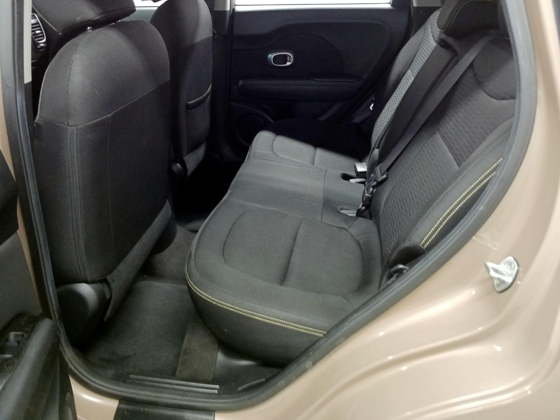 Thumbnail: 2015 Kia Soul - 17