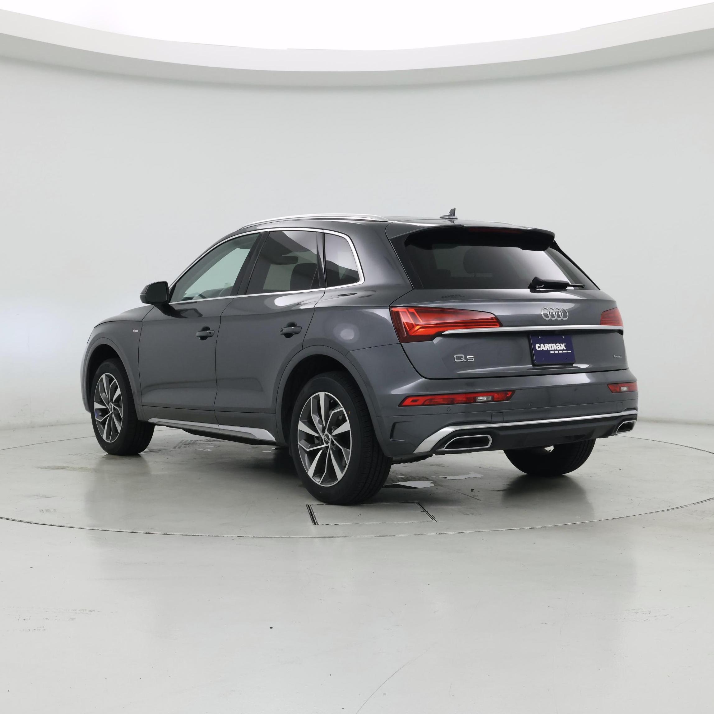 Thumbnail: 2023 Audi Q5 - 2
