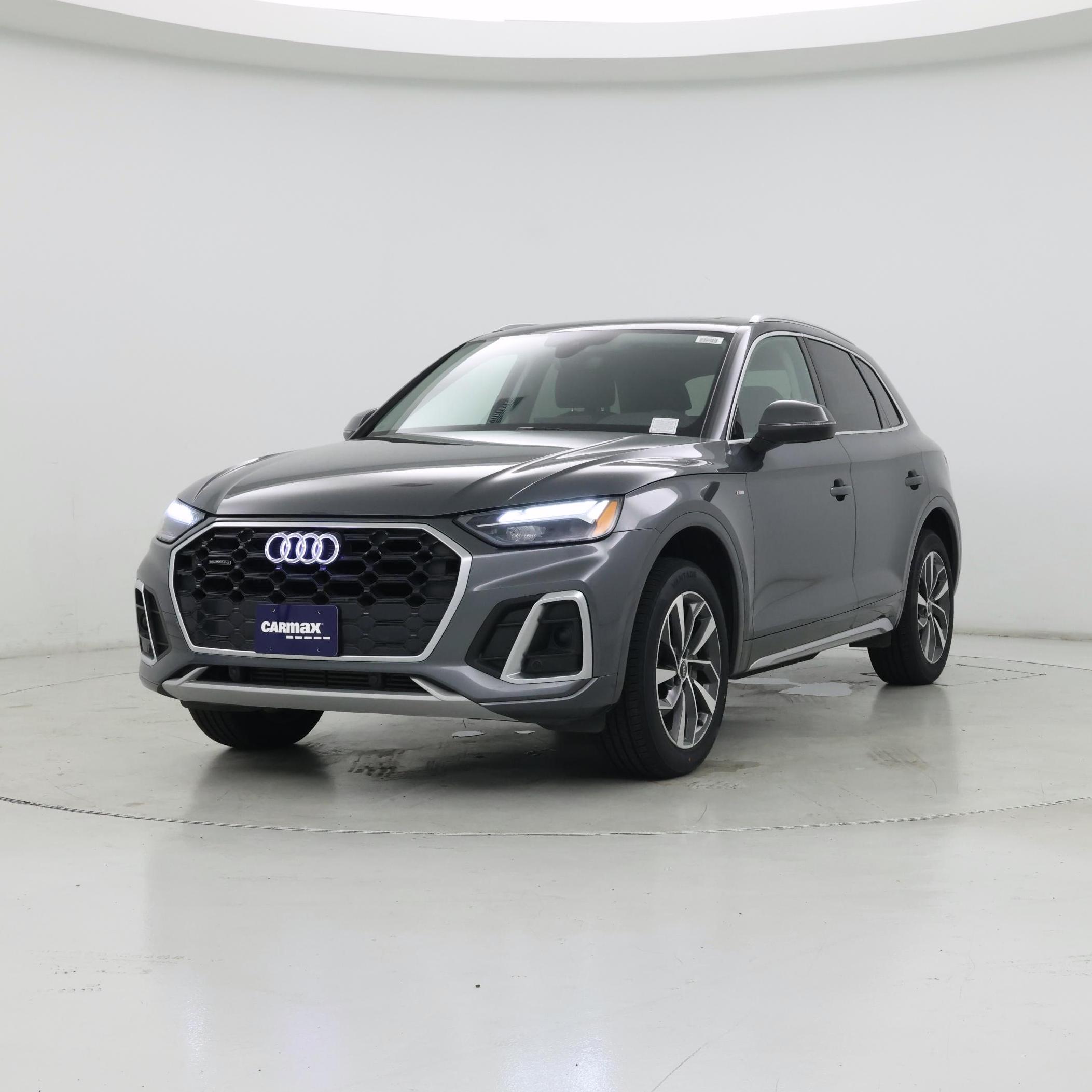Thumbnail: 2023 Audi Q5 - 4