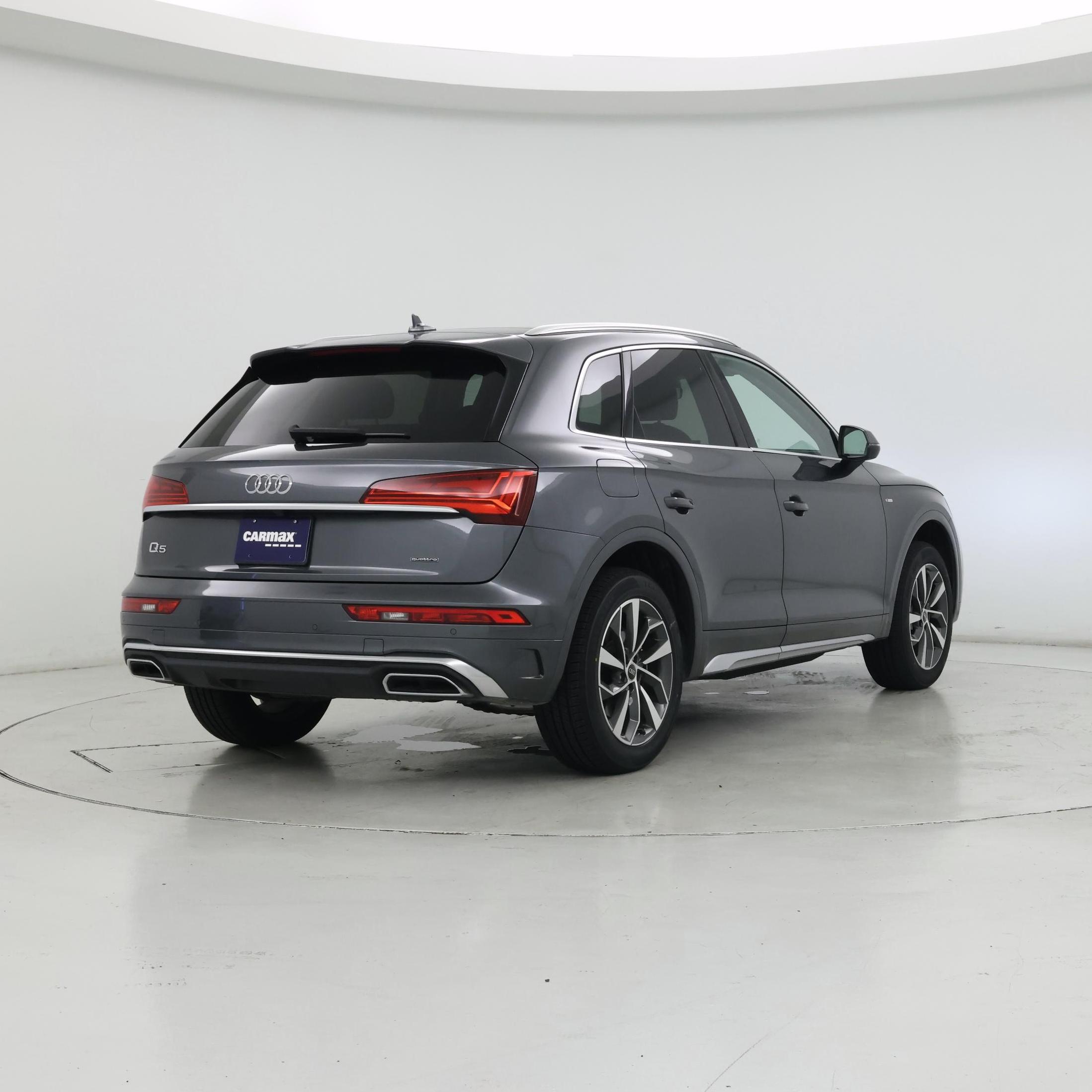 Thumbnail: 2023 Audi Q5 - 8