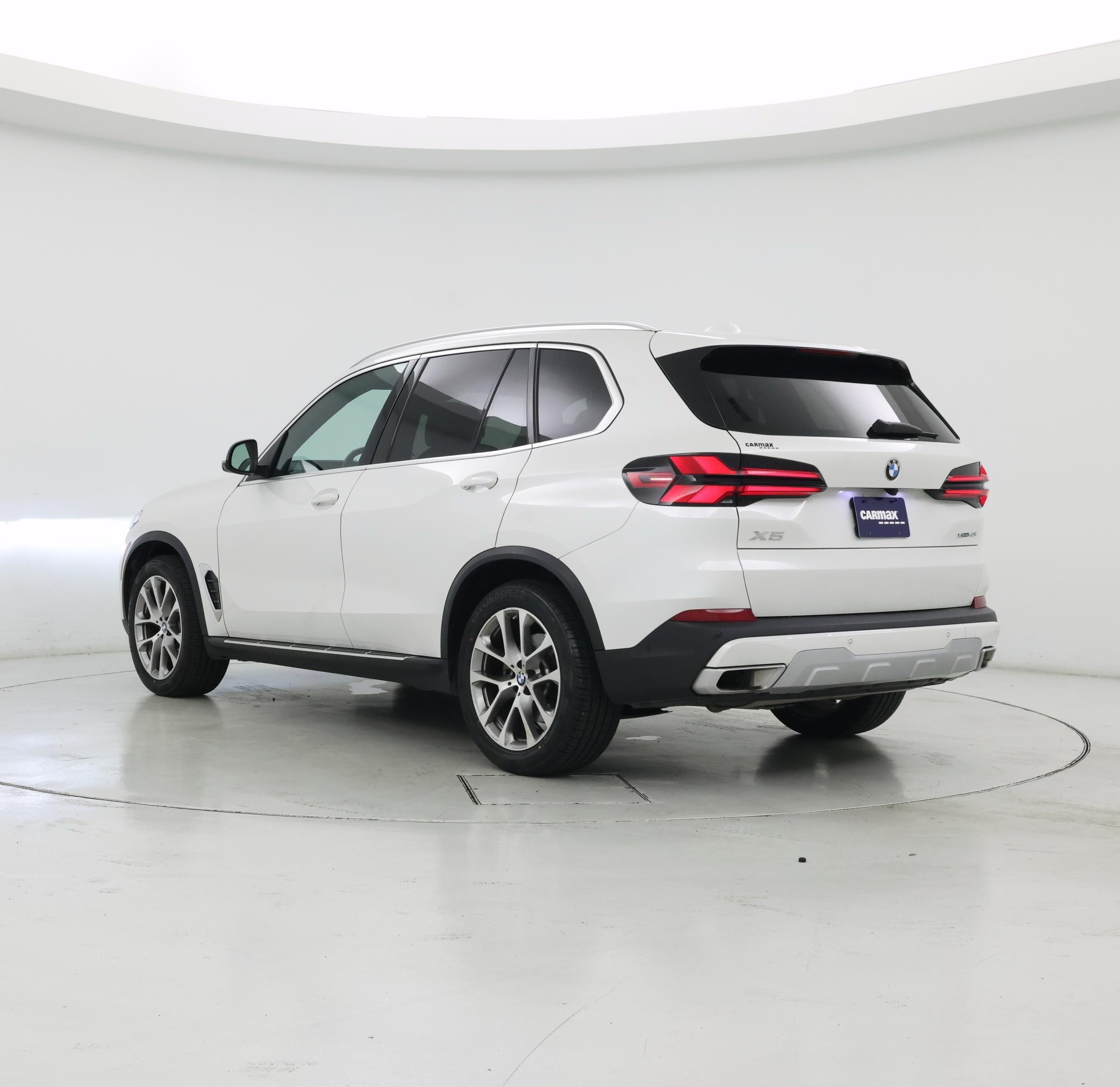 Thumbnail: 2025 BMW X5 - 2
