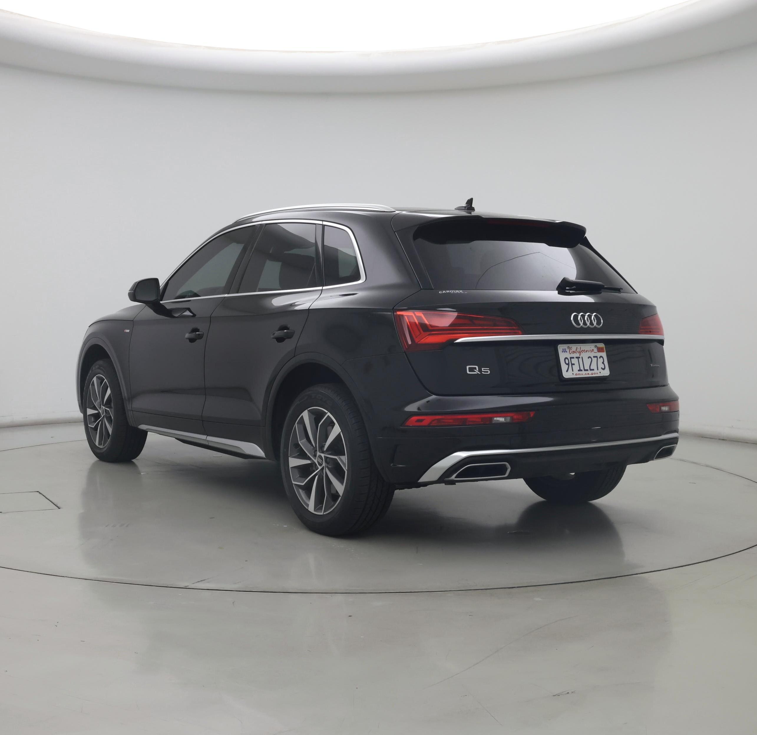 Thumbnail: 2023 Audi Q5 - 2