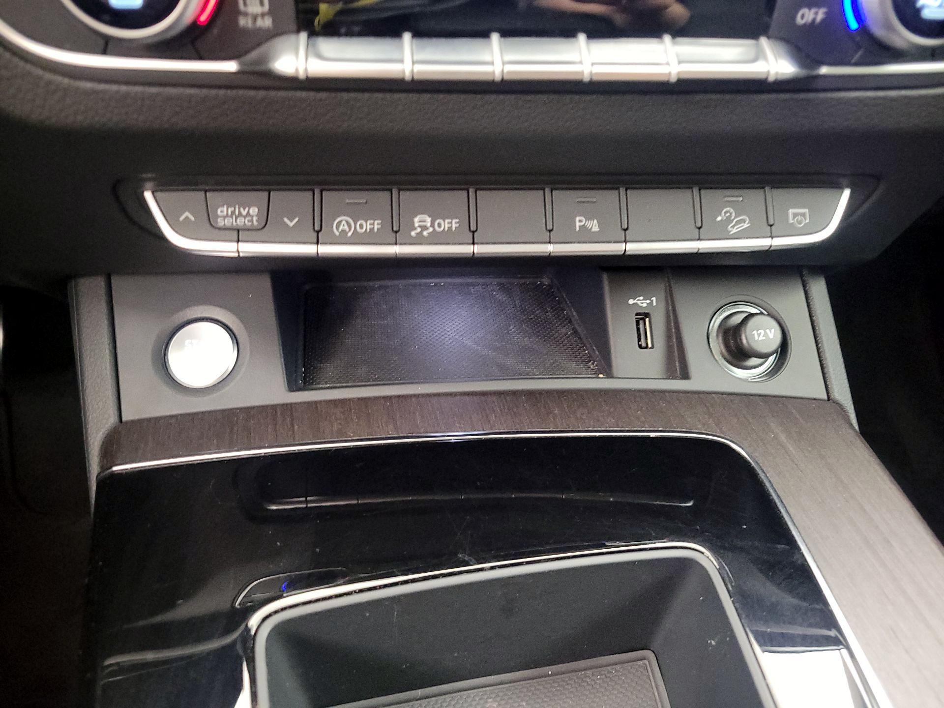 Thumbnail: 2023 Audi Q5 - 19
