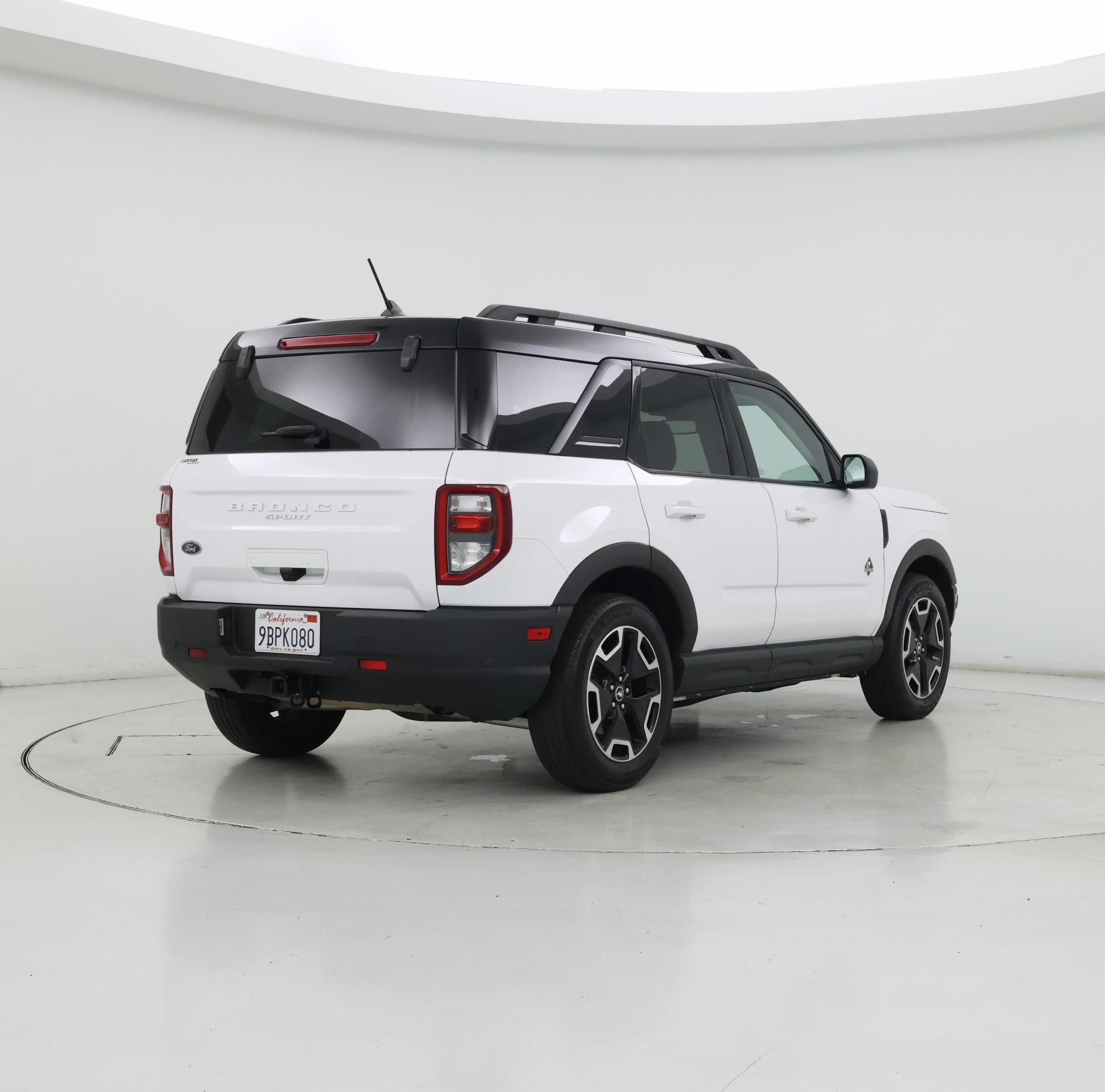 Thumbnail: 2022 Ford Bronco Sport - 8