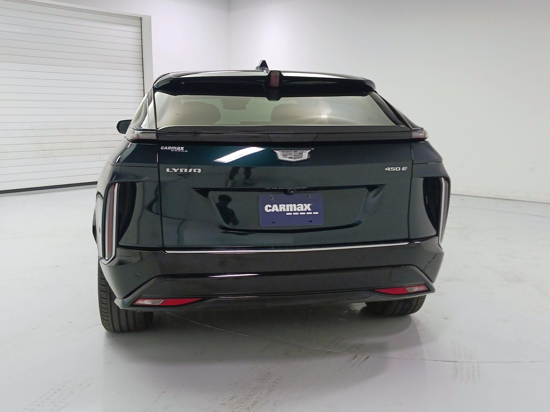 Thumbnail: 2024 Cadillac Lyriq - 6
