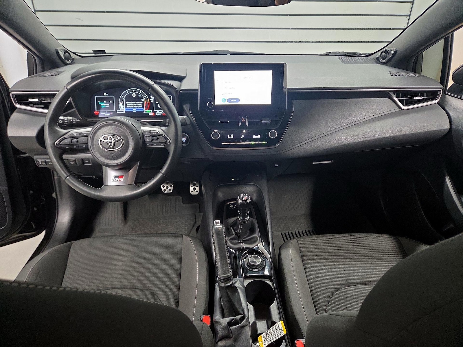 2023 Toyota GR Corolla Core - Photo 10