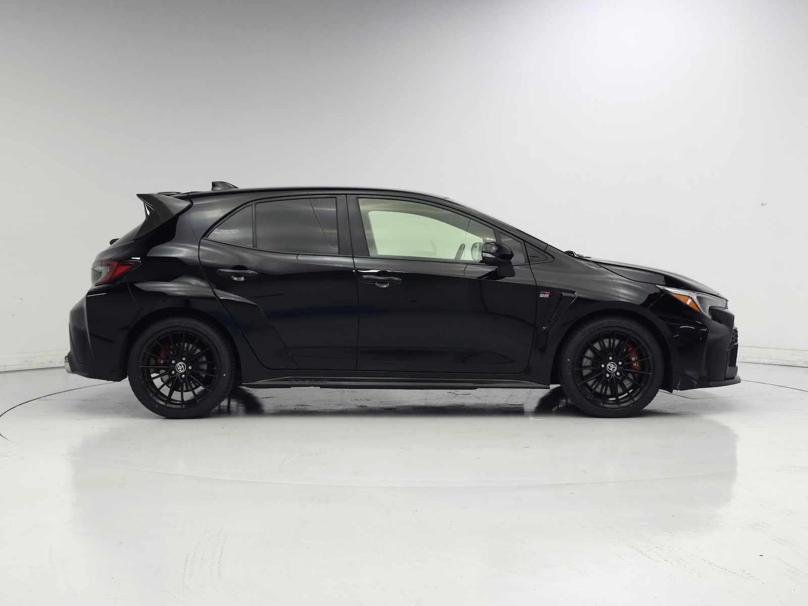 2023 Toyota GR Corolla Core - Photo 8