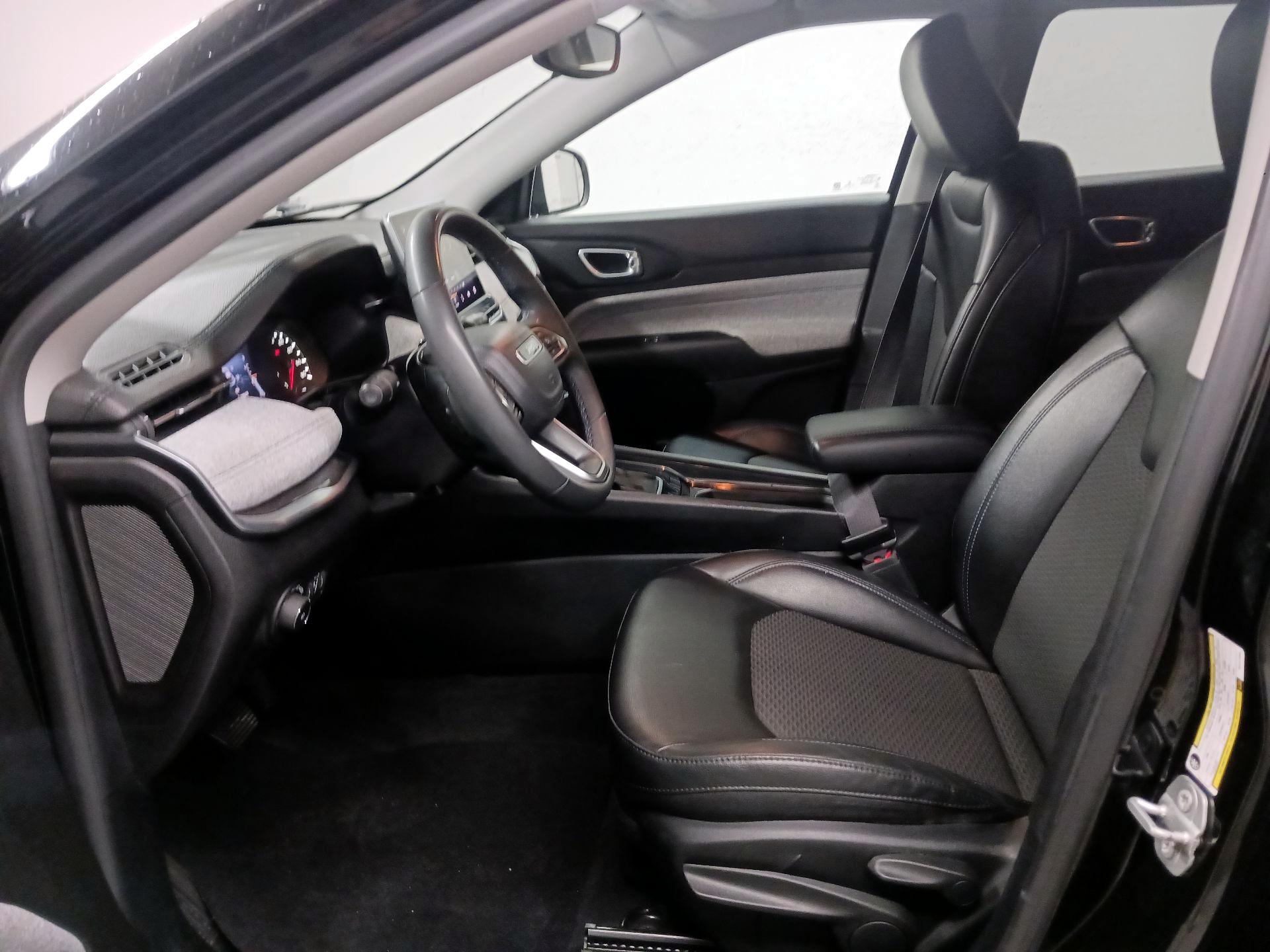 Thumbnail: 2022 Jeep Compass - 9