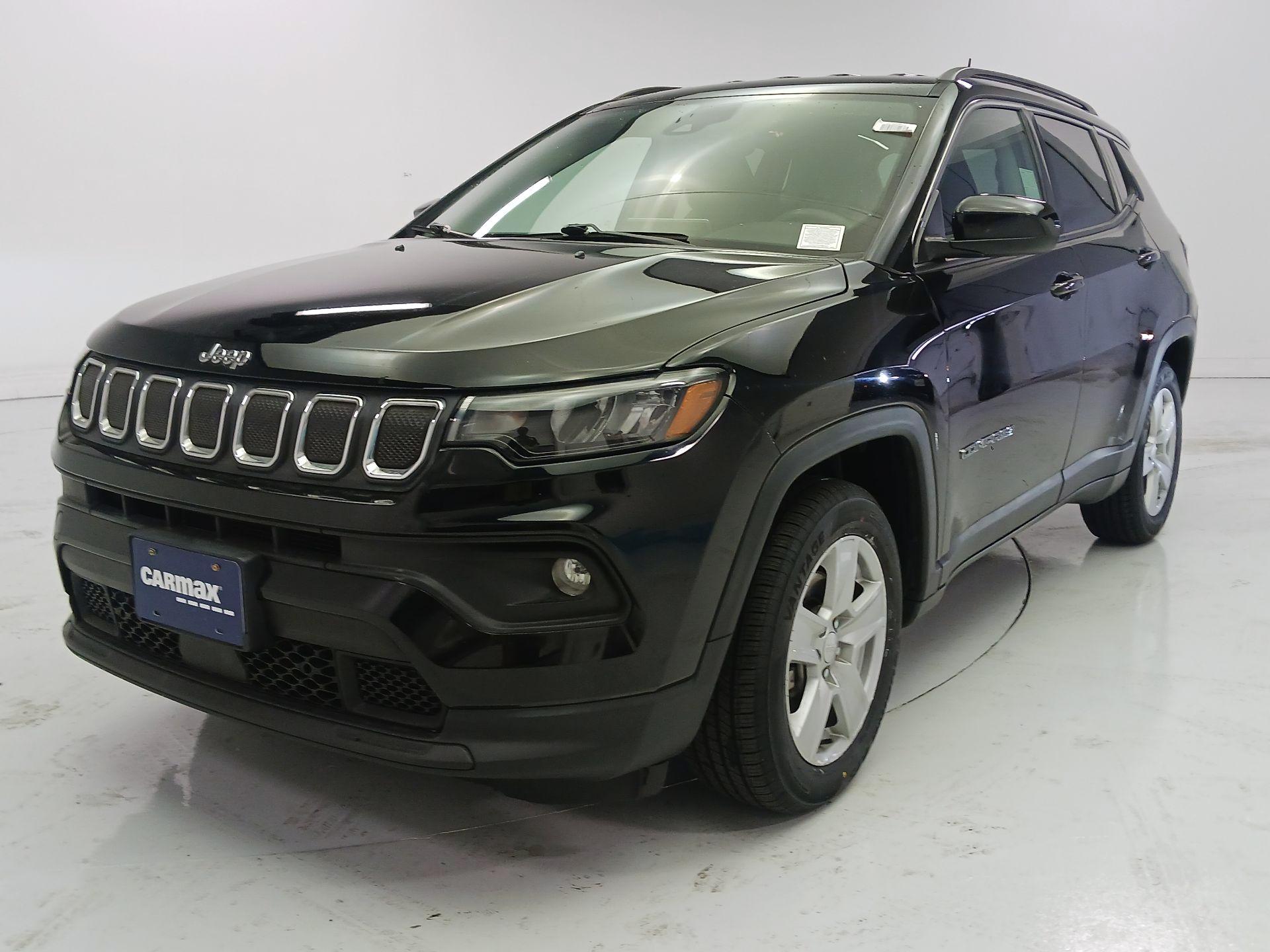 Thumbnail: 2022 Jeep Compass - 3