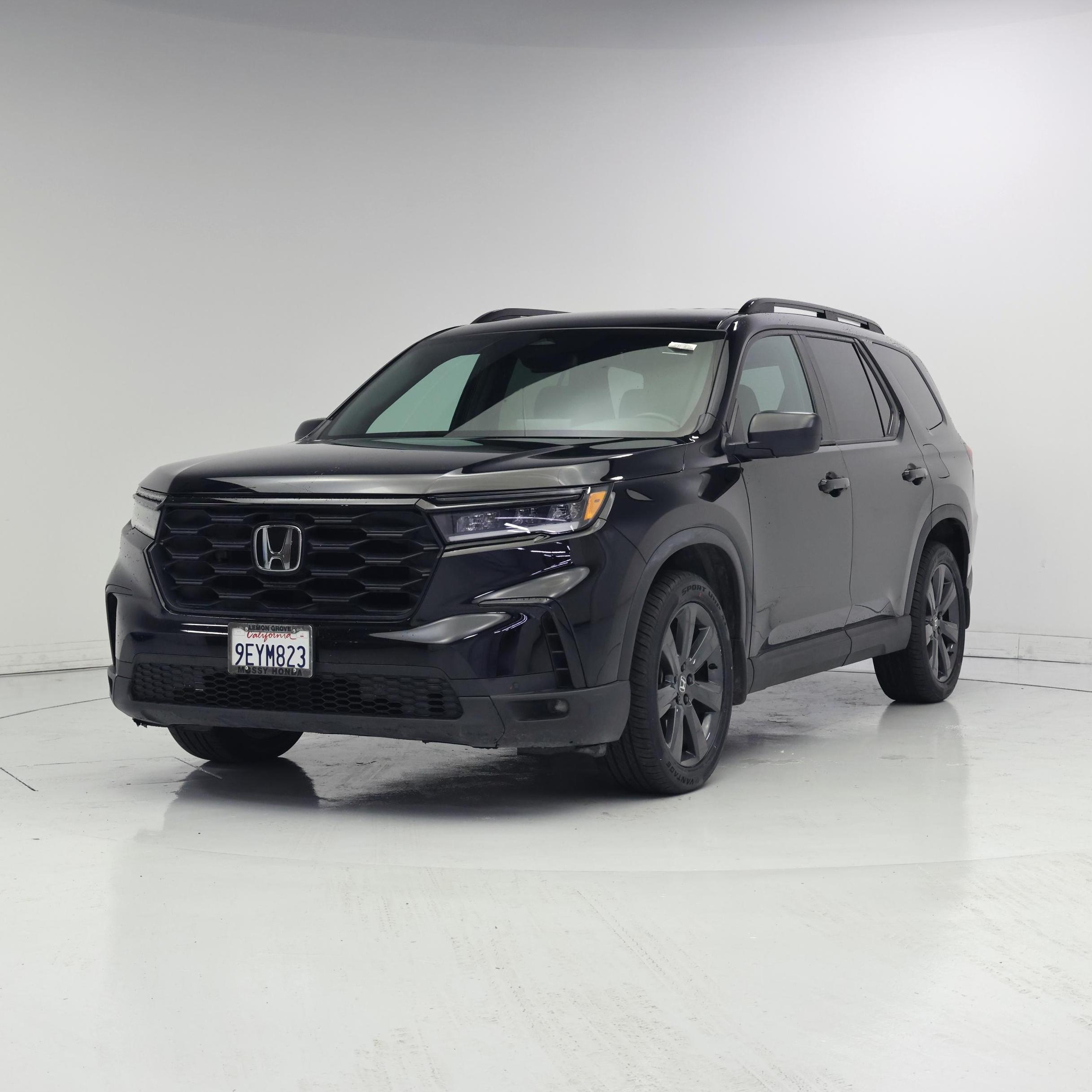 Thumbnail: 2023 Honda Pilot - 4