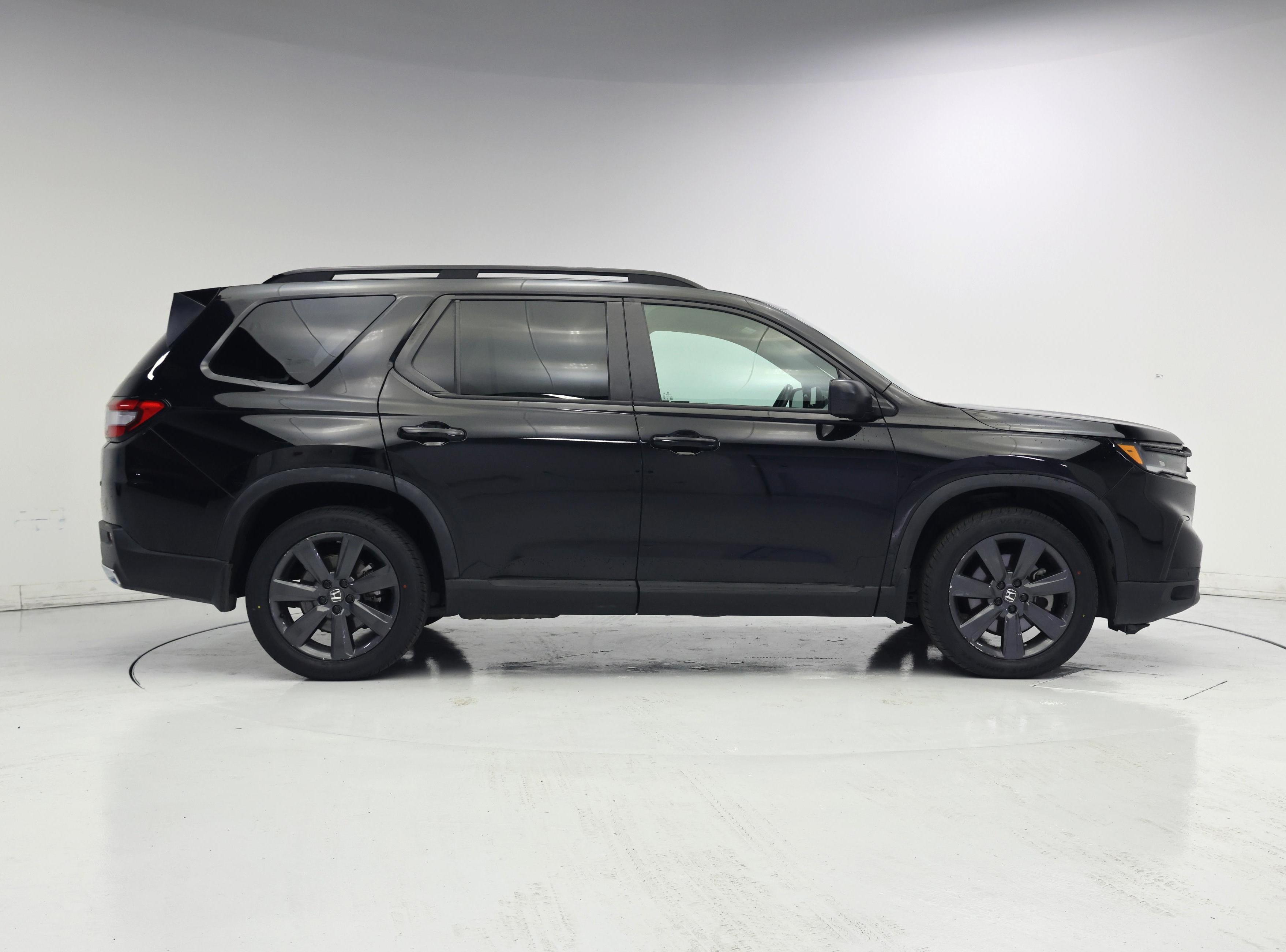 Thumbnail: 2023 Honda Pilot - 7